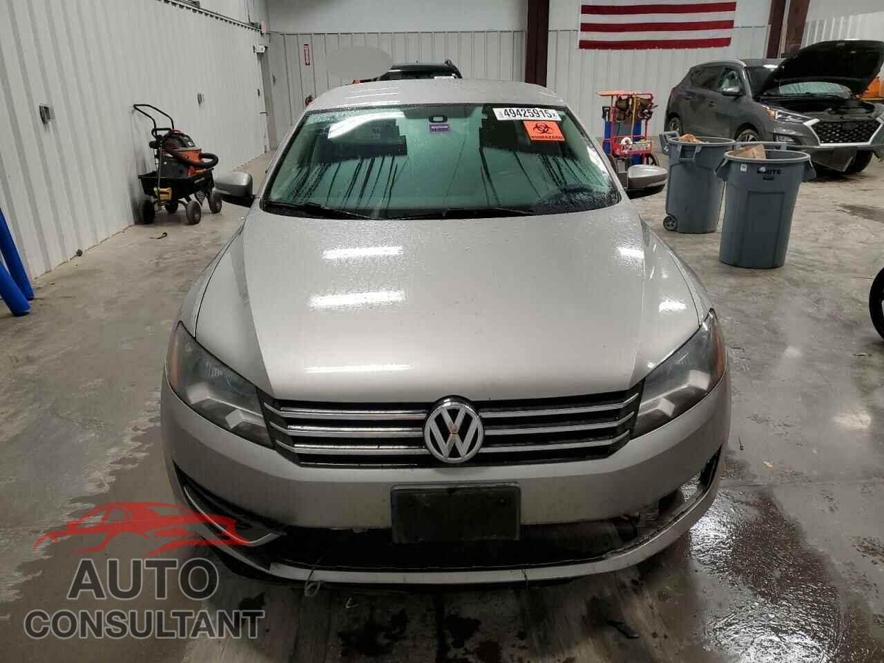 VOLKSWAGEN PASSAT 2013 - 1VWAP7A32DC036906
