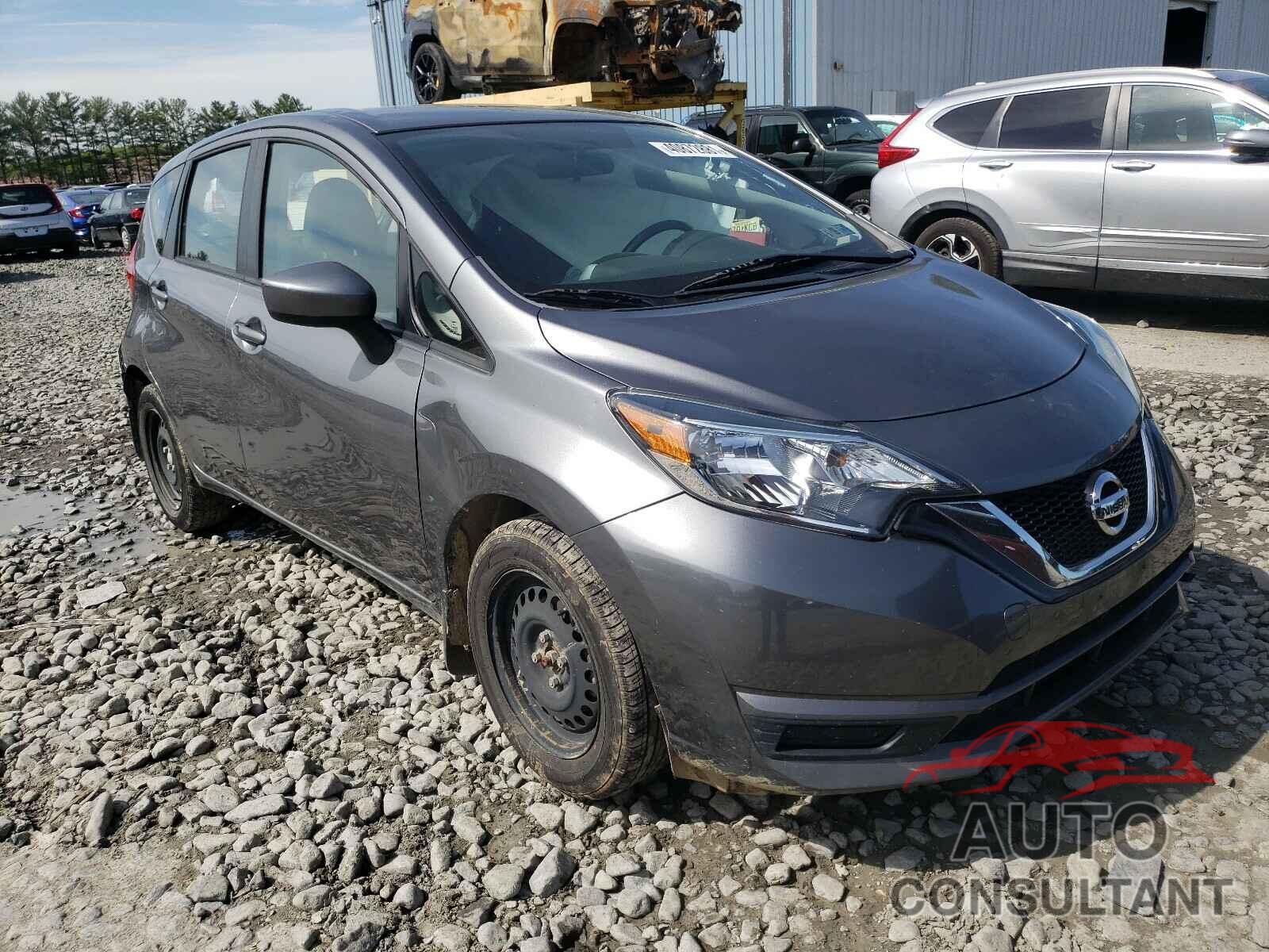 NISSAN VERSA 2018 - 3N1CE2CP1JL362252