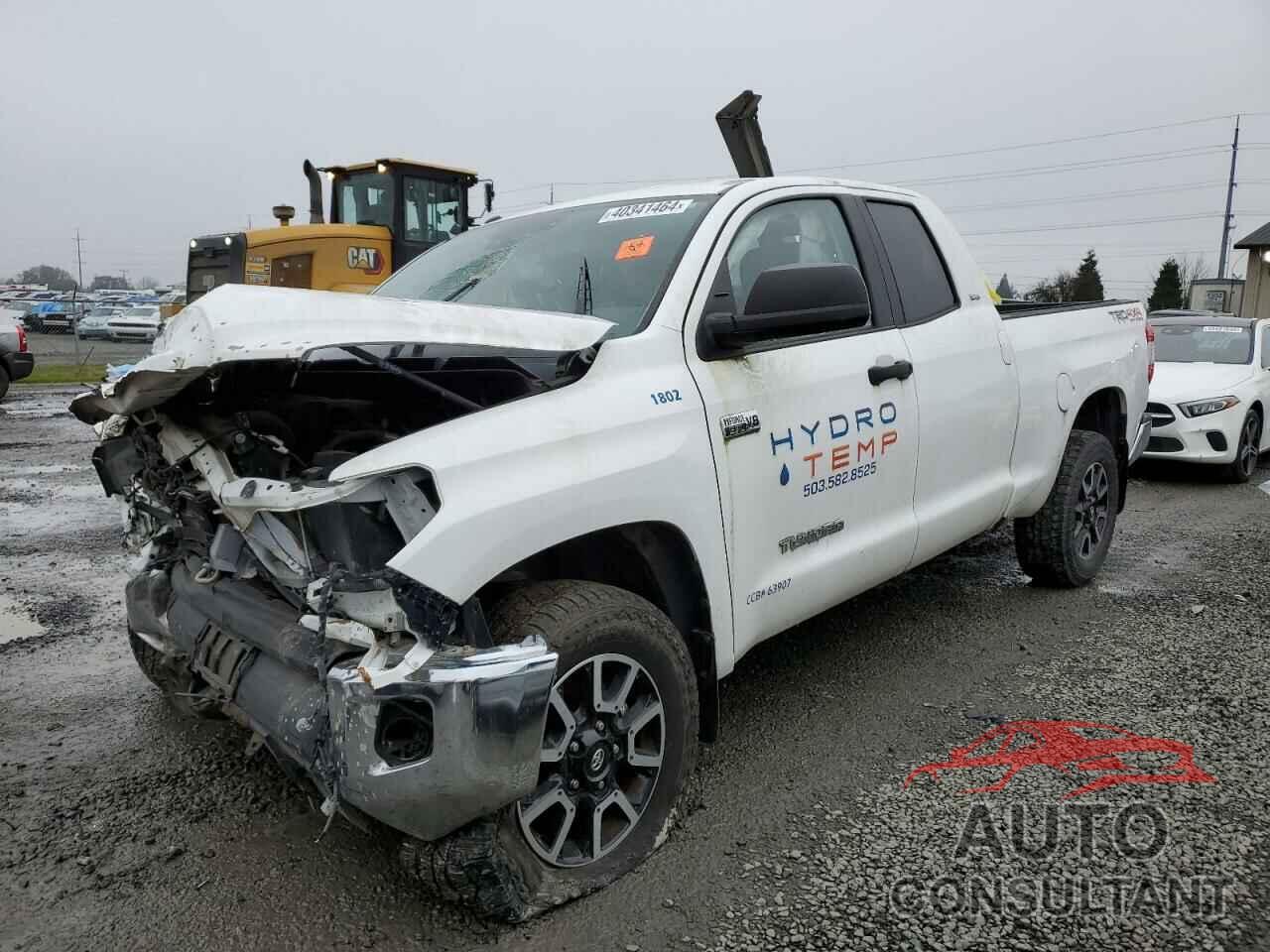 TOYOTA TUNDRA 2018 - 5TFUY5F17JX765951