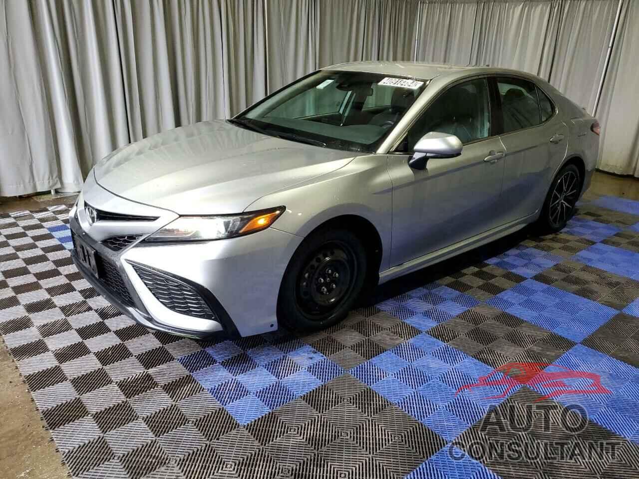 TOYOTA CAMRY 2021 - 4T1G11AK7MU588748