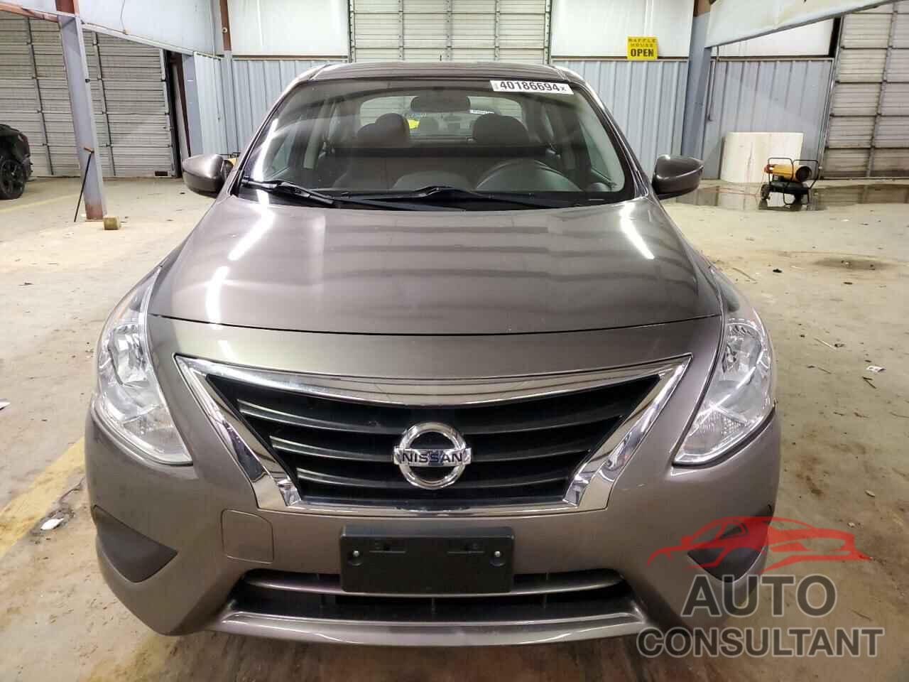 NISSAN VERSA 2017 - 3N1CN7AP5HL810924