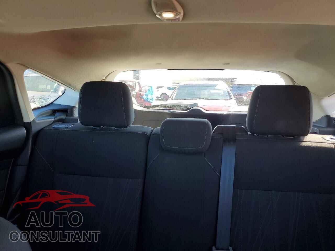 FORD FOCUS 2017 - 1FADP3M2XHL337365