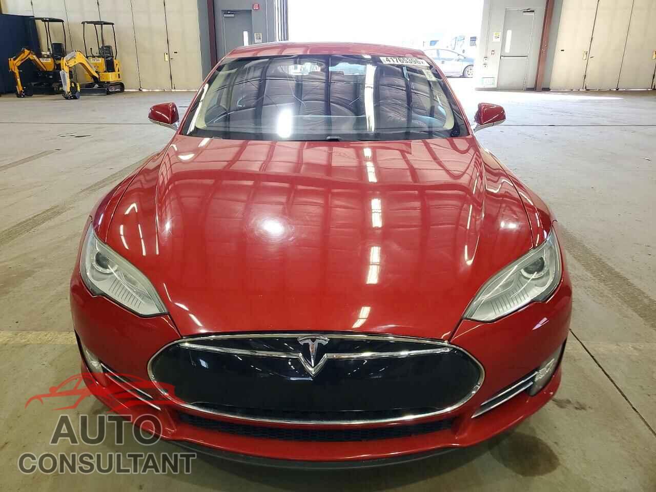 TESLA MODEL S 2013 - 5YJSA1CN7DFP08403