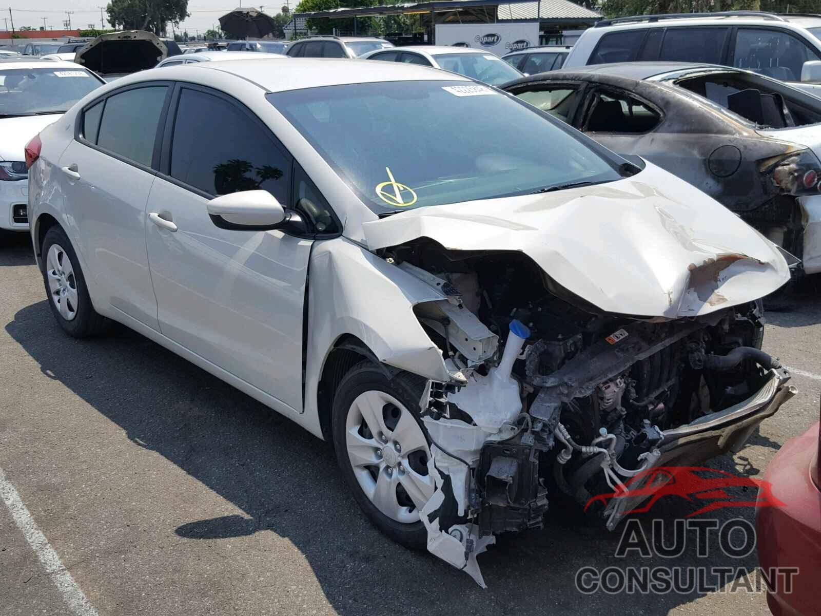 KIA FORTE 2015 - KNAFK4A6XF5257335