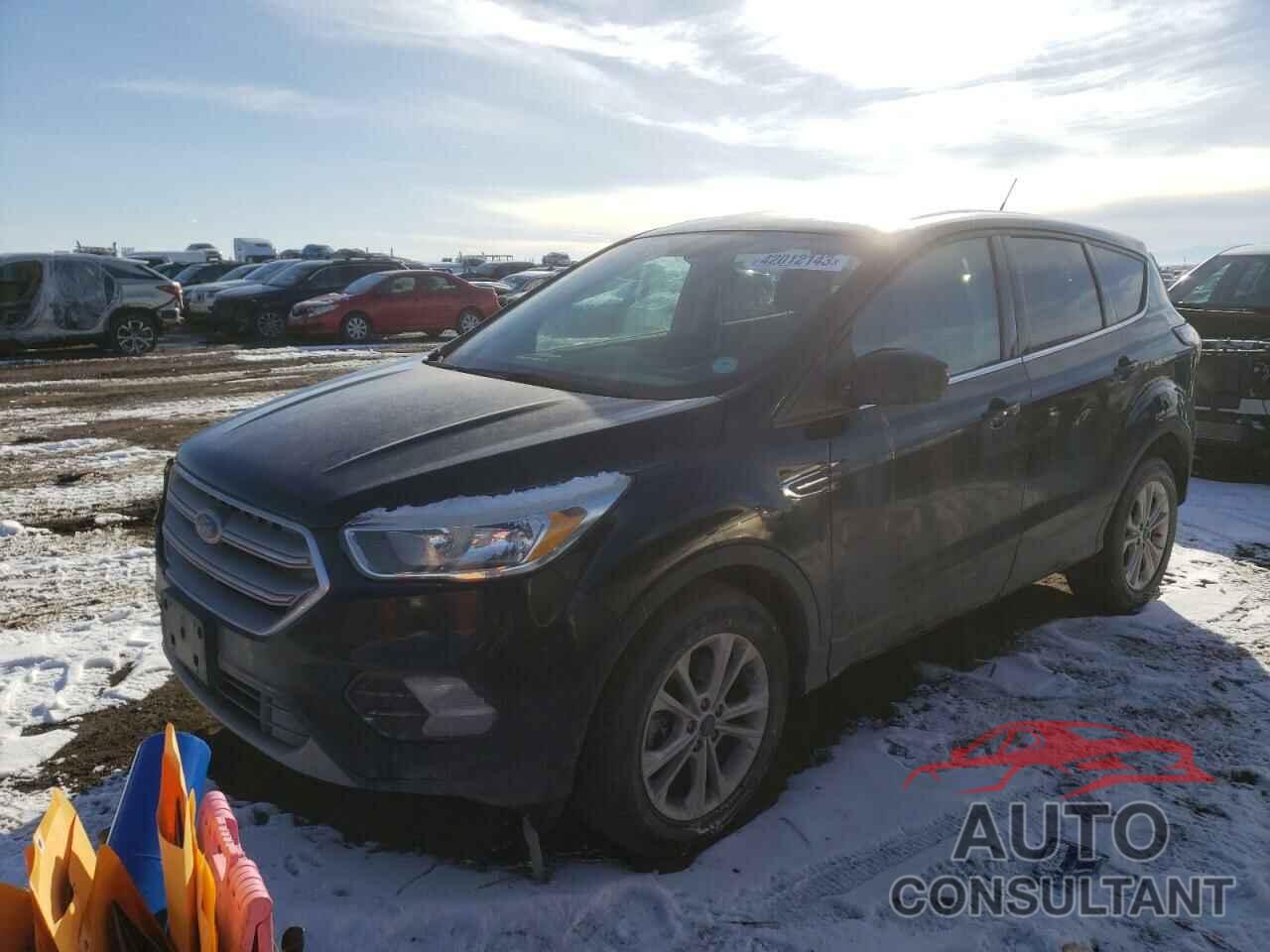 FORD ESCAPE 2017 - 1FMCU9GD3HUC10798