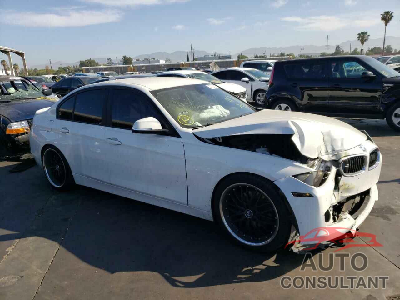 BMW 3 SERIES 2015 - WBA3B1C50FK139513