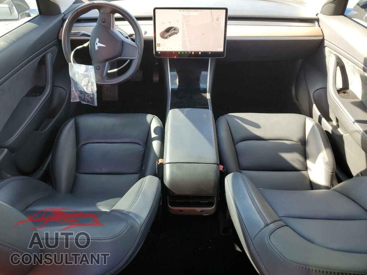 TESLA MODEL 3 2018 - 5YJ3E1EB4JF121180