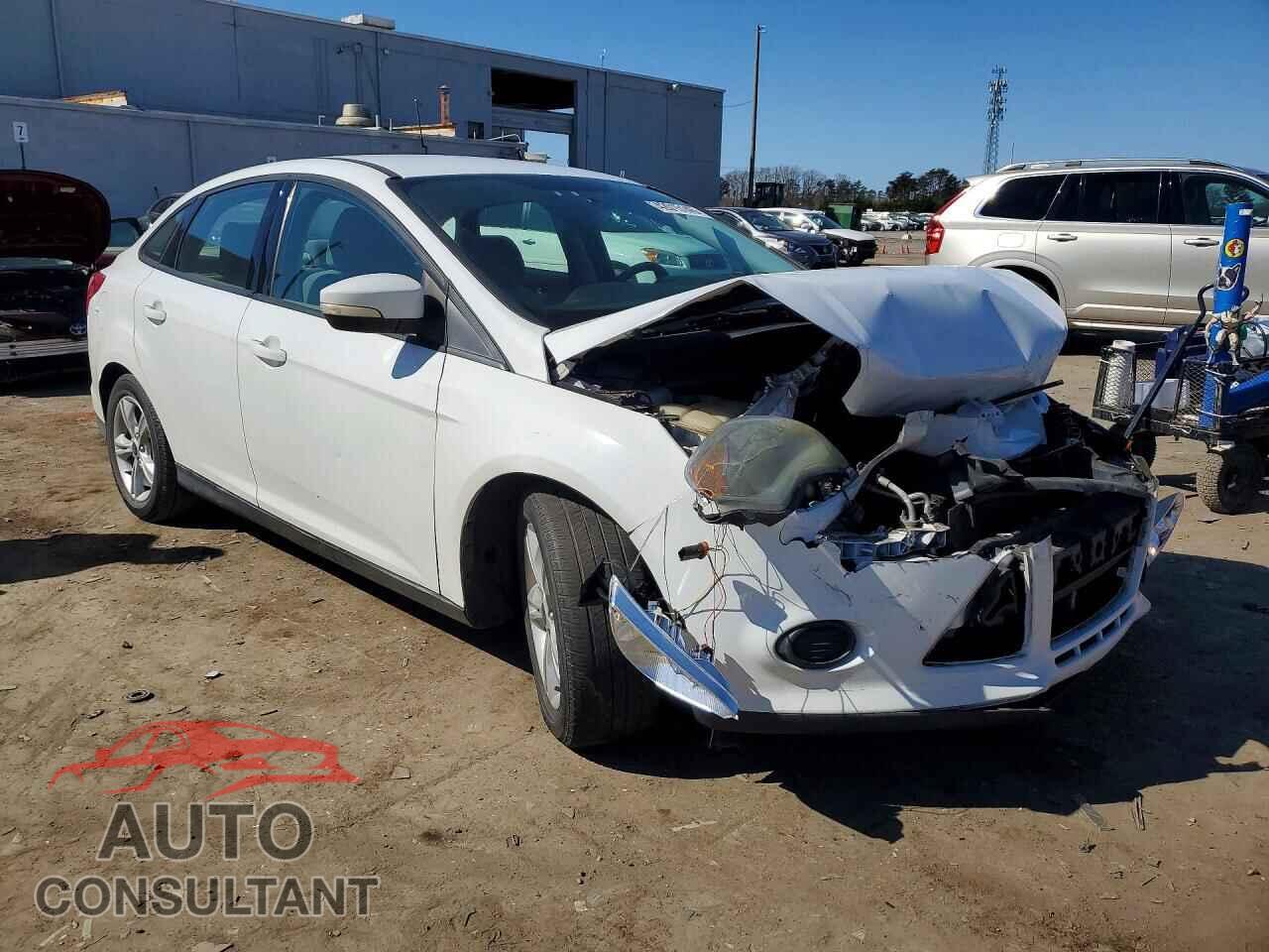 FORD FOCUS 2014 - 1FADP3F22EL255395