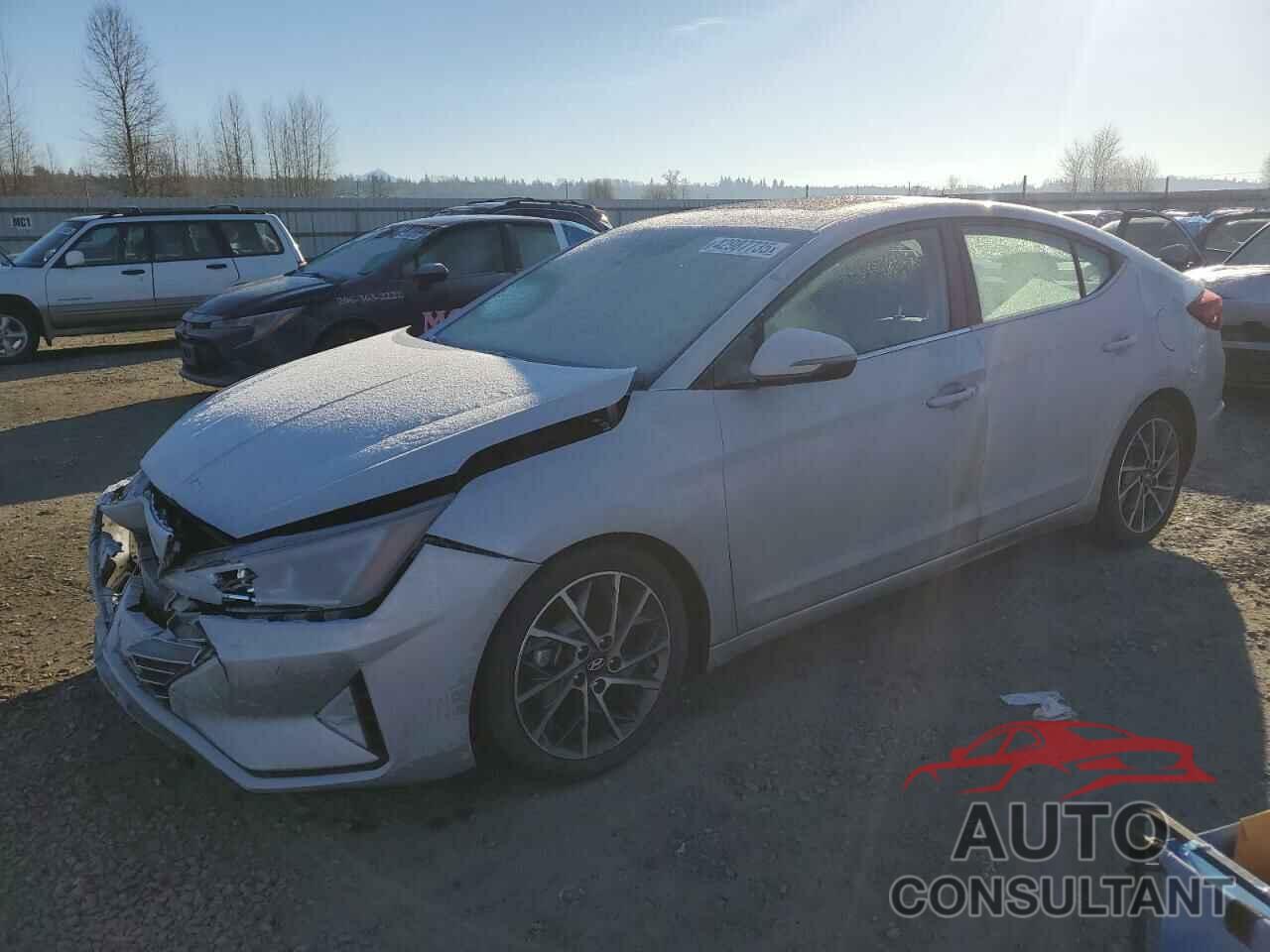 HYUNDAI ELANTRA 2019 - 5NPD84LFXK8448673