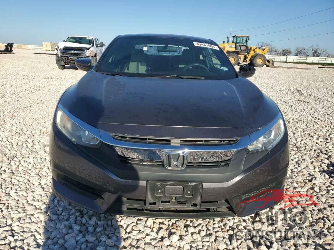 HONDA CIVIC 2018 - 2HGFC4B02JH300501