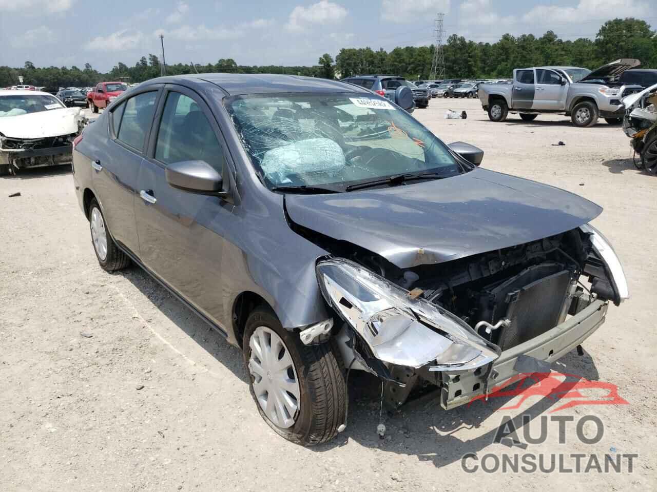NISSAN VERSA 2019 - 3N1CN7AP7KL800323