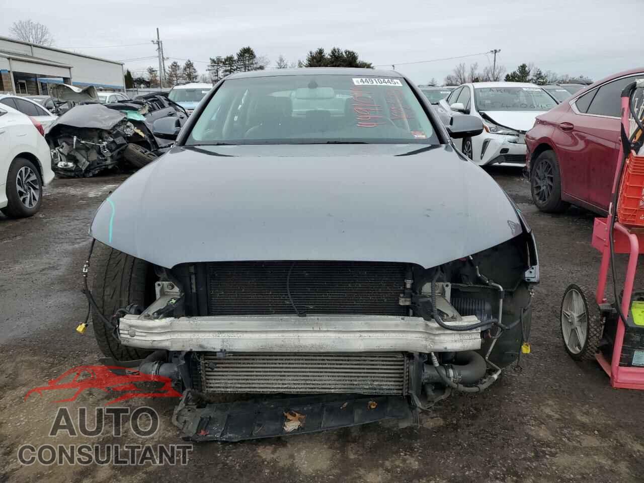 AUDI A4 2012 - WAUBFAFL7CA117651