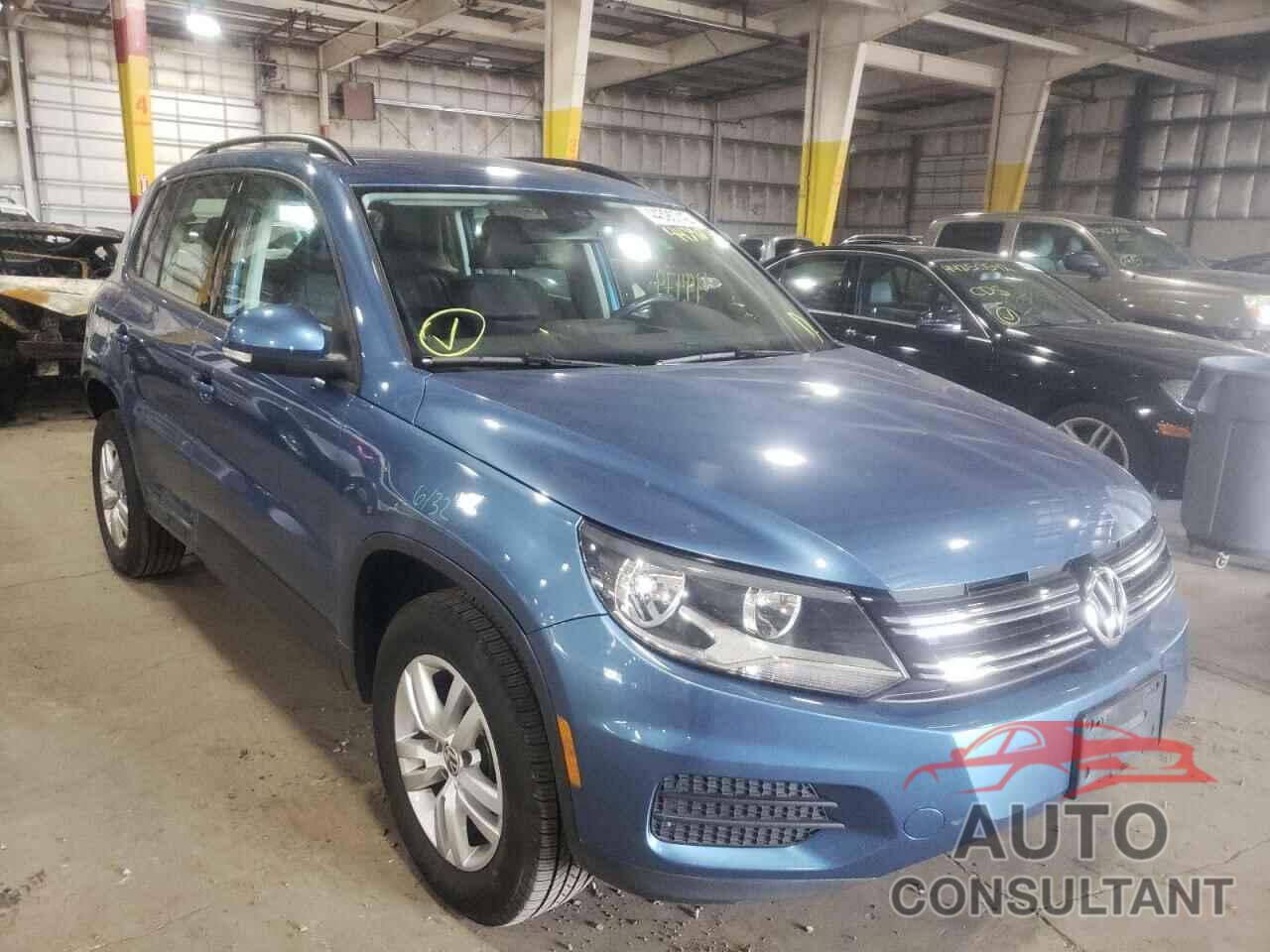 VOLKSWAGEN TIGUAN 2017 - WVGBV7AX8HK012987