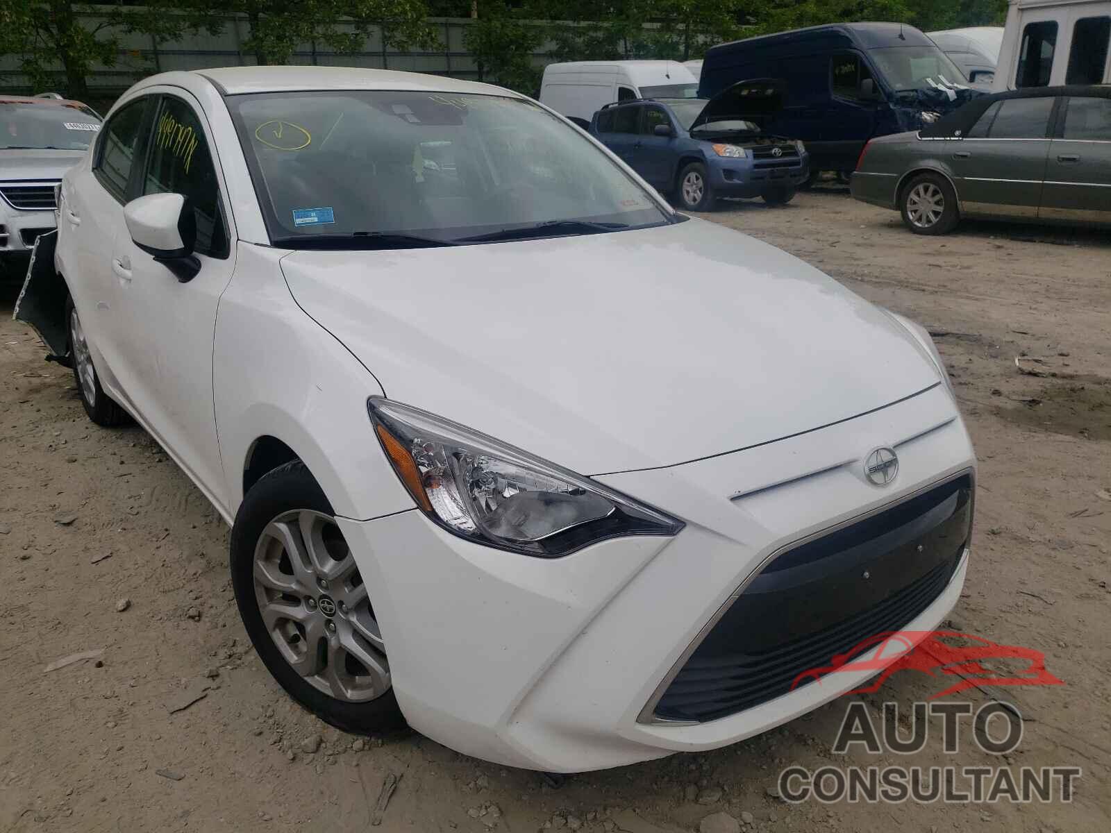 TOYOTA SCION 2016 - 3MYDLBZV6GY115013