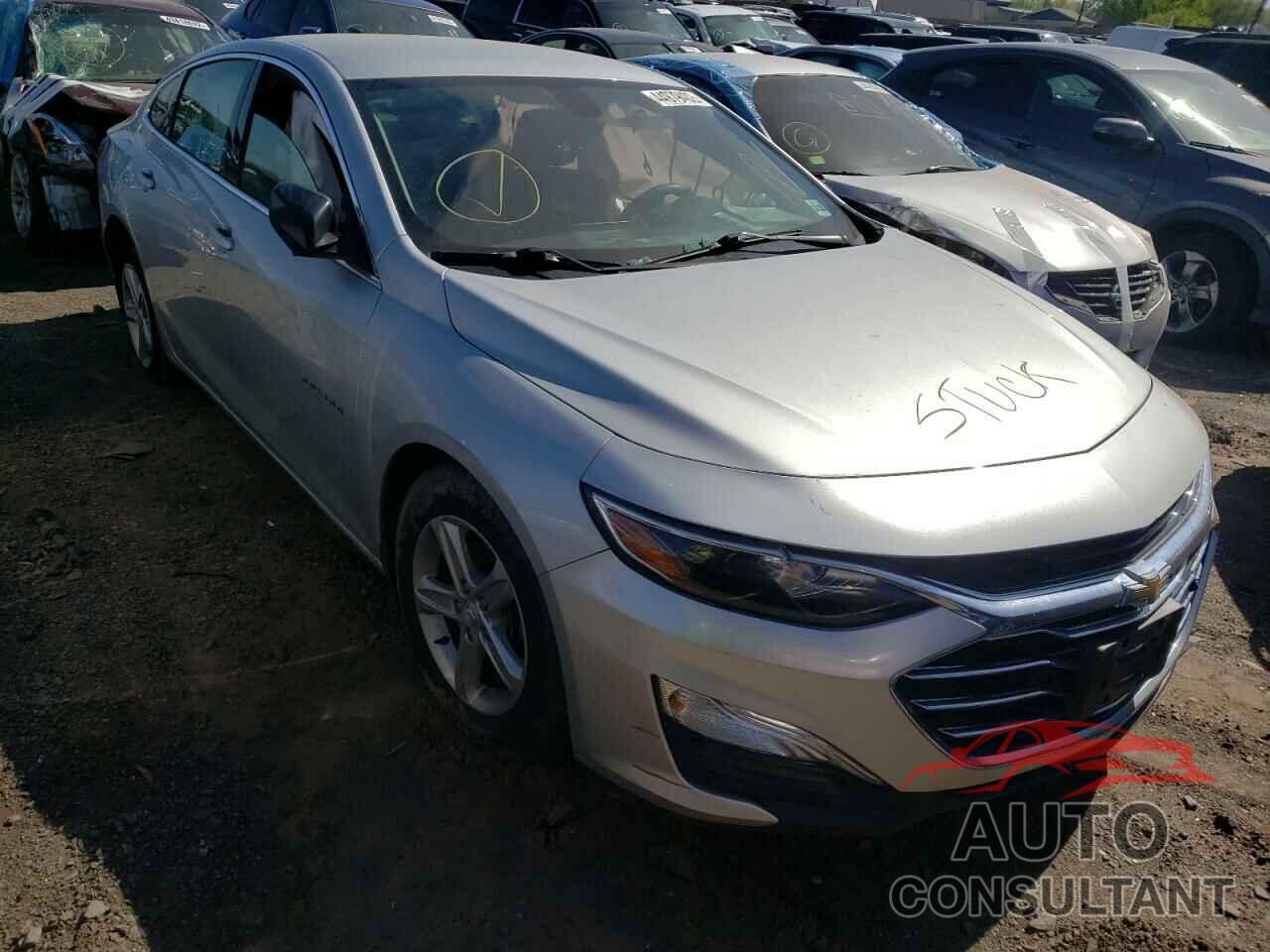 CHEVROLET MALIBU 2020 - 1G1ZB5ST7LF048739