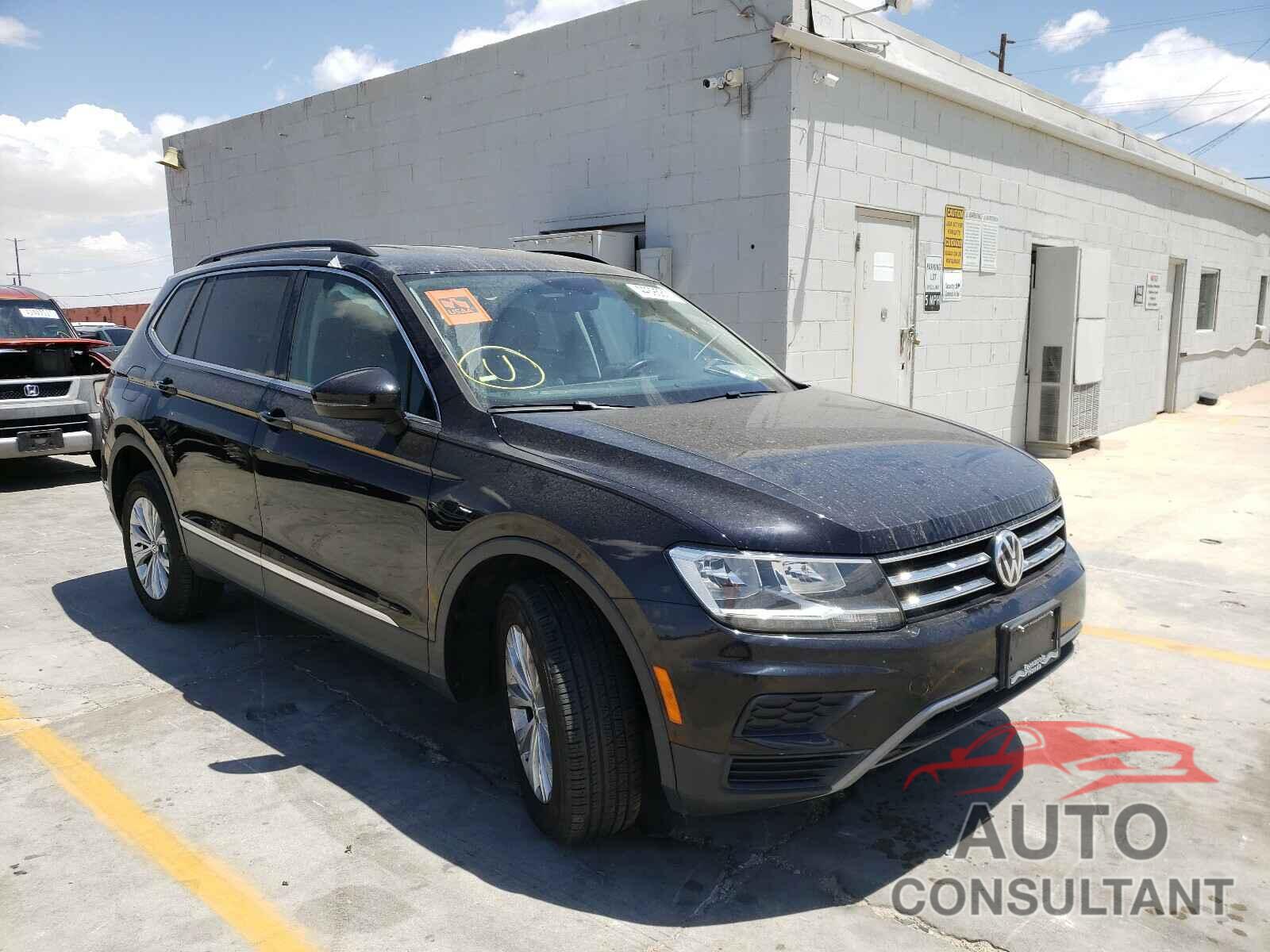 VOLKSWAGEN TIGUAN 2018 - 3VV3B7AX1JM079626