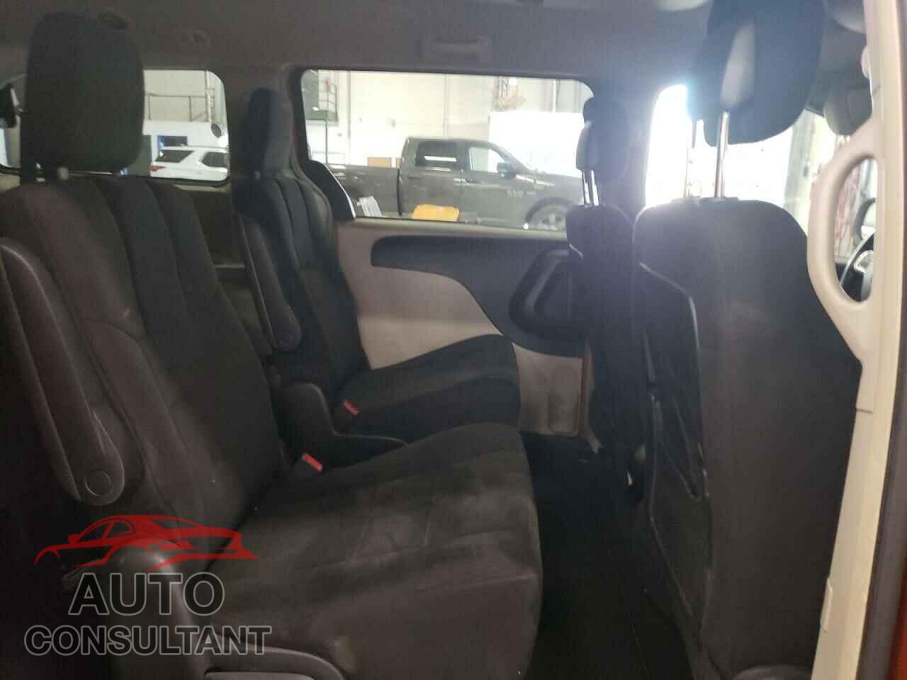 DODGE CARAVAN 2011 - 2D4RN5DG8BR765045