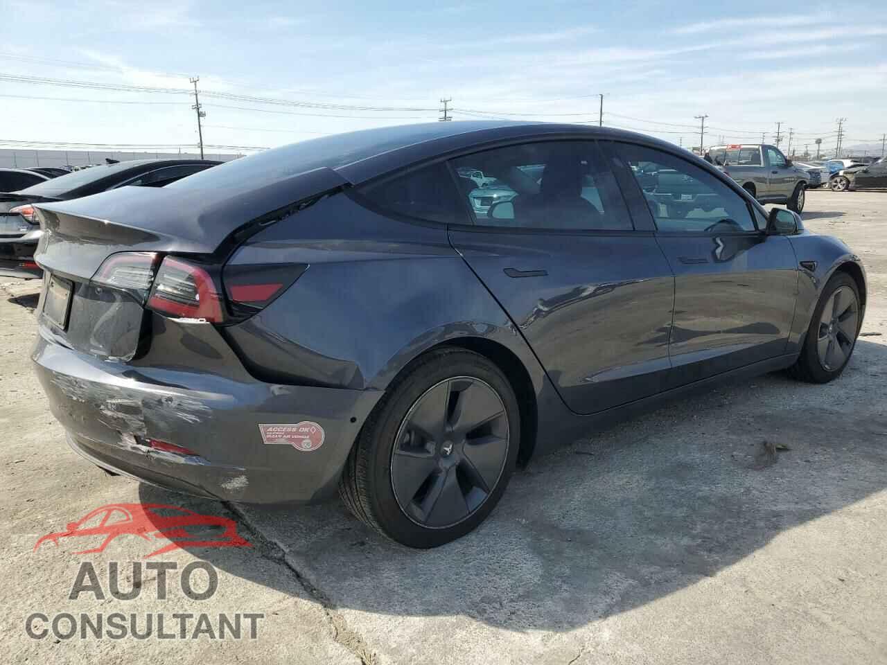 TESLA MODEL 3 2021 - 5YJ3E1EA2MF045471
