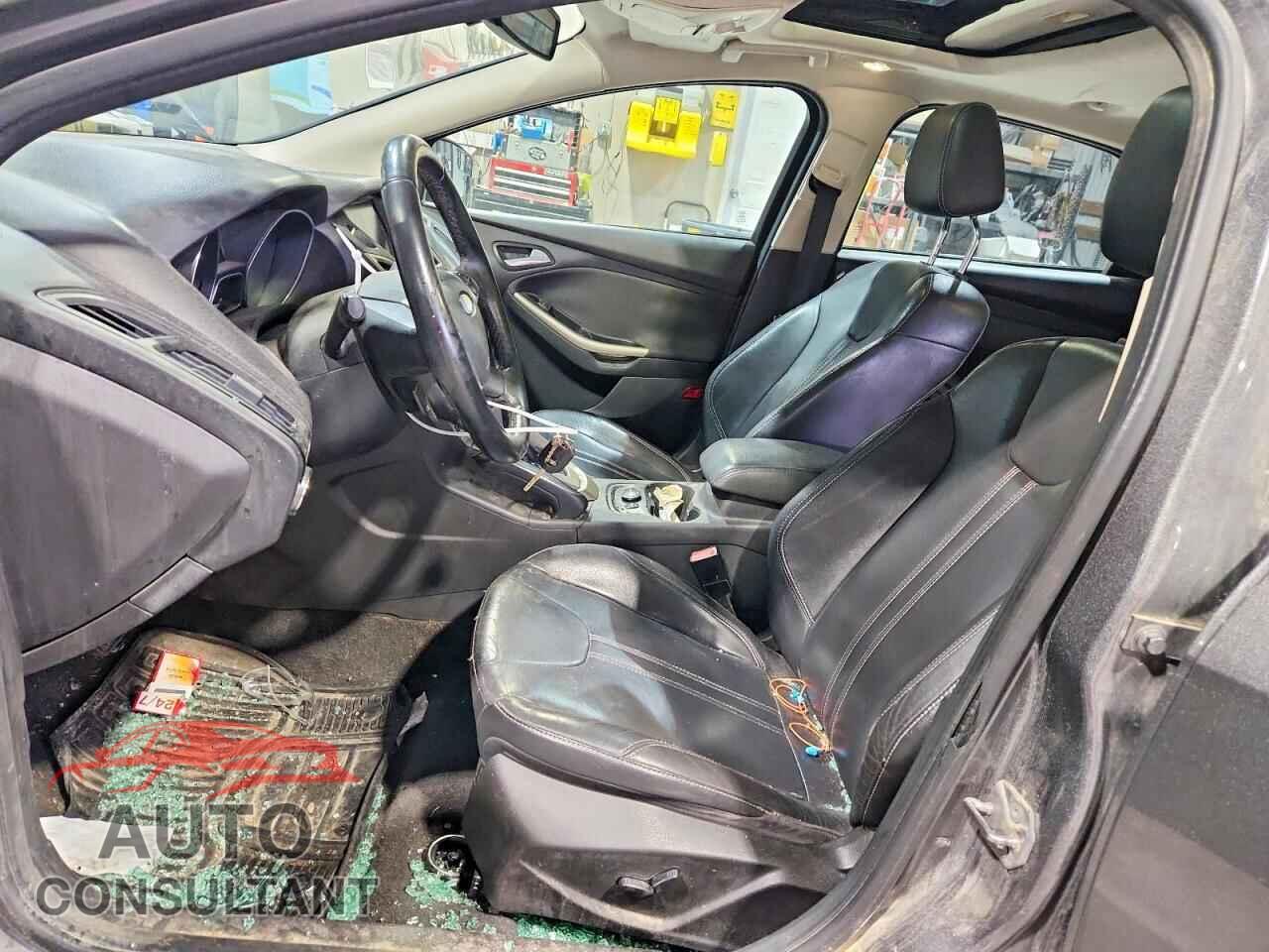 FORD FOCUS 2012 - 1FAHP3M2XCL314792