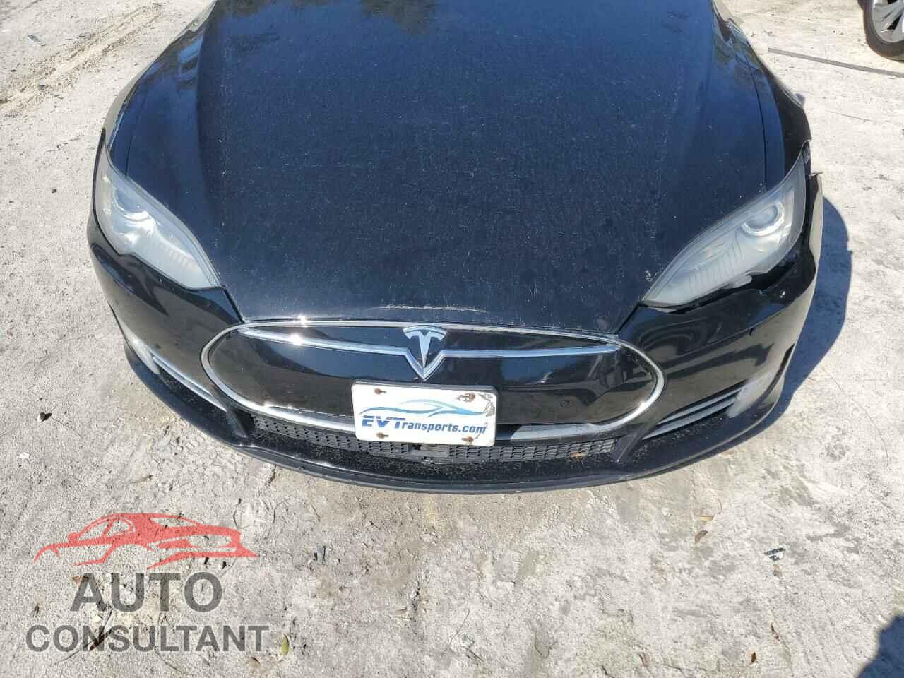 TESLA MODEL S 2015 - 5YJSA1H10FF082508