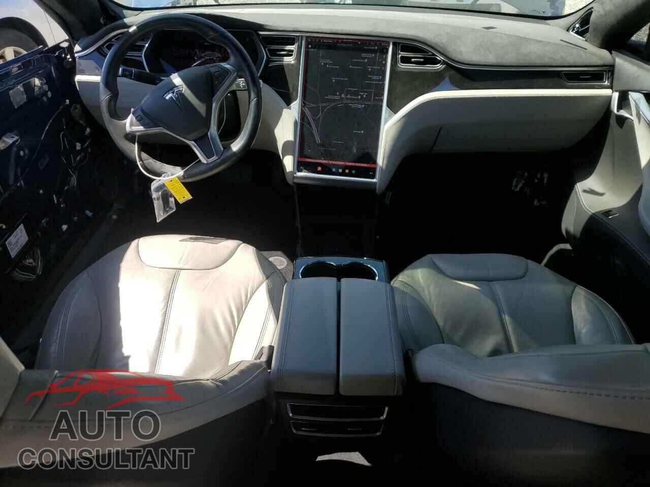 TESLA MODEL S 2017 - 5YJSA1E20HF190806