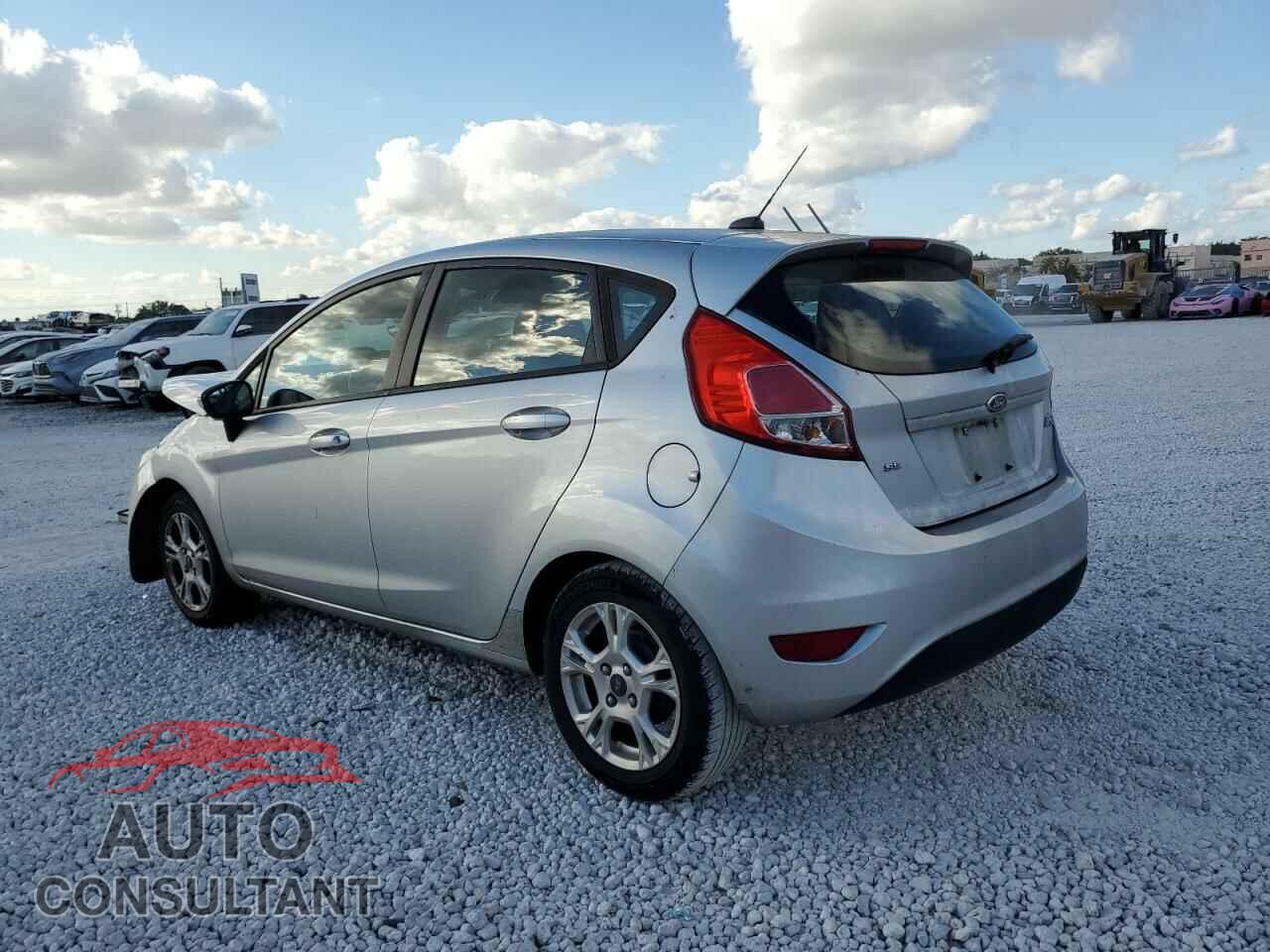 FORD FIESTA 2014 - 3FADP4EJ5EM107576