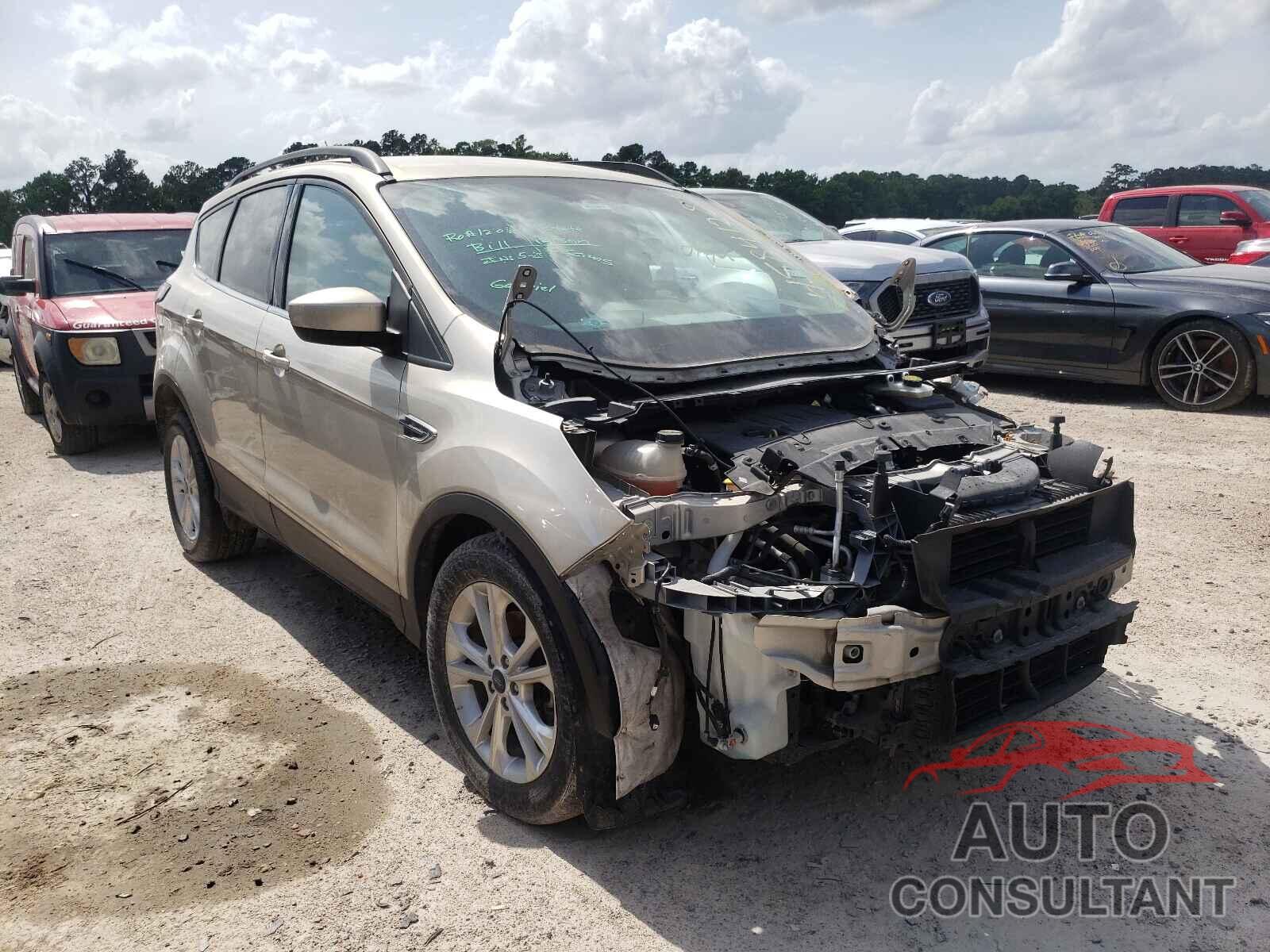 FORD ESCAPE 2017 - 1FMCU0GD6HUC71283