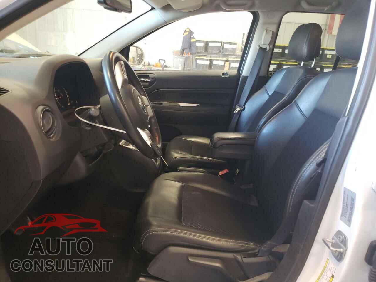JEEP COMPASS 2017 - 1C4NJCEB9HD198600