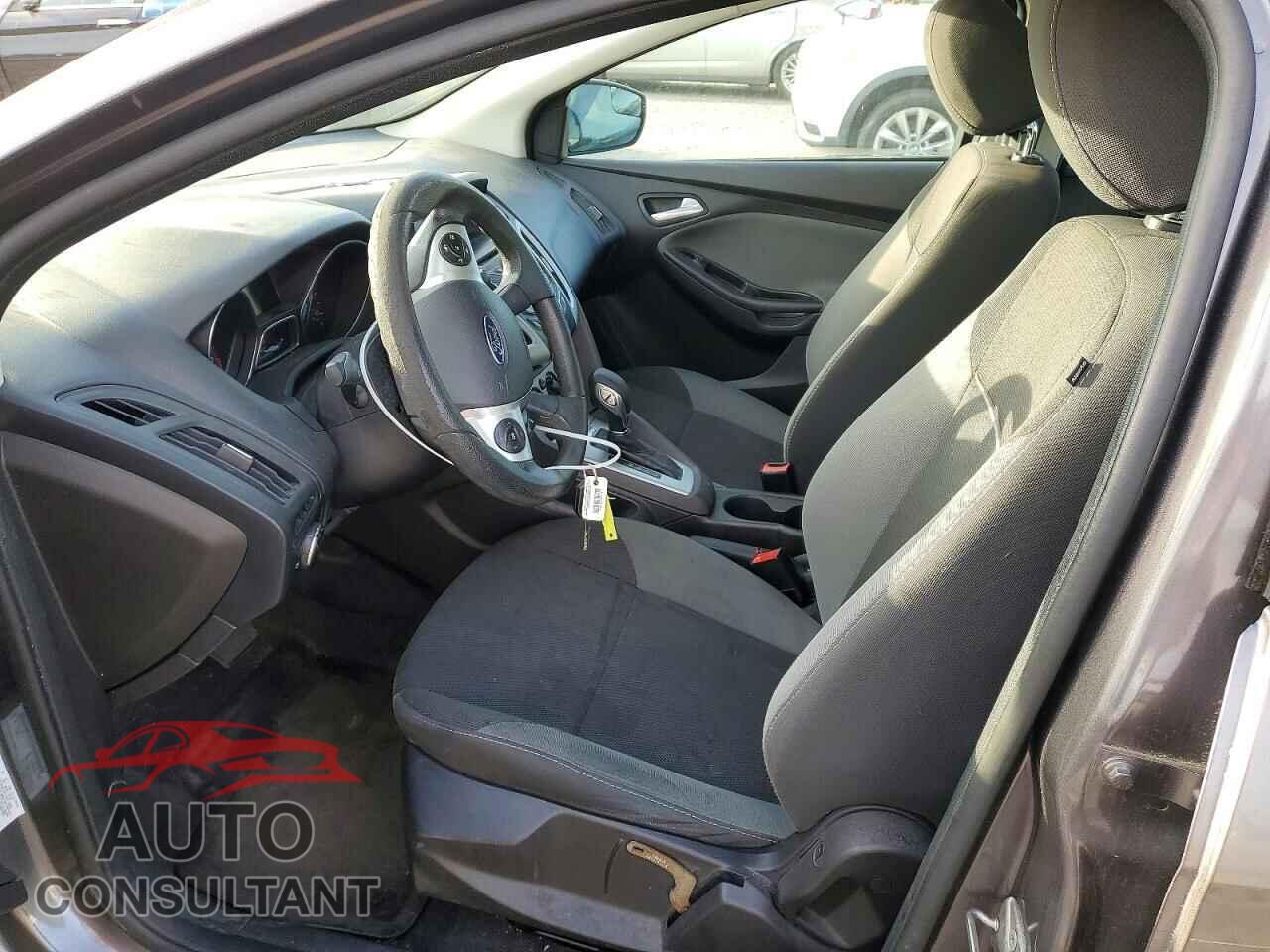 FORD FOCUS 2014 - 1FADP3F27EL124589