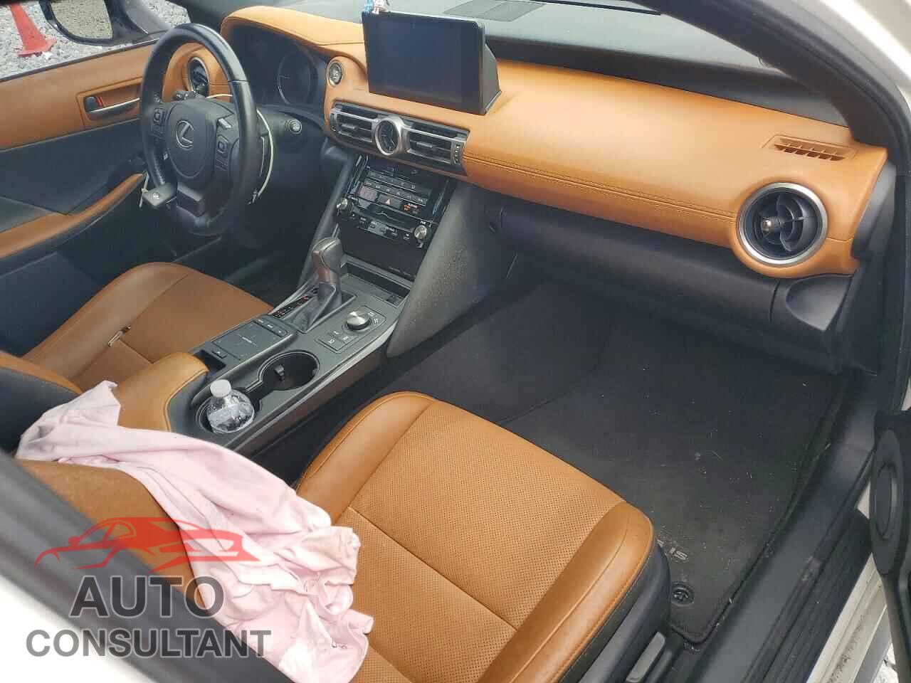 LEXUS IS 2021 - JTHAA1D26M5113493