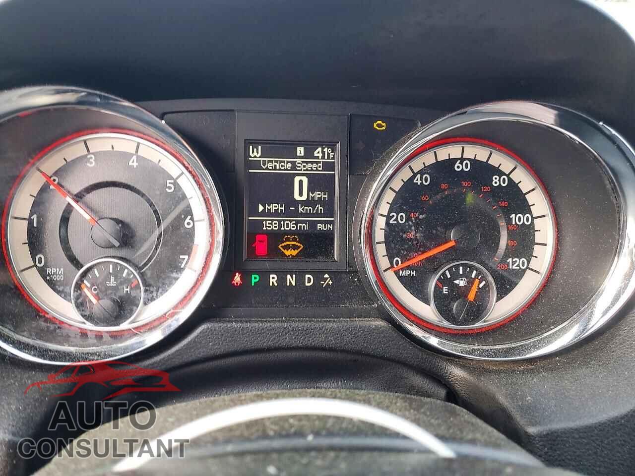 DODGE CARAVAN 2017 - 2C4RDGEG8HR755618