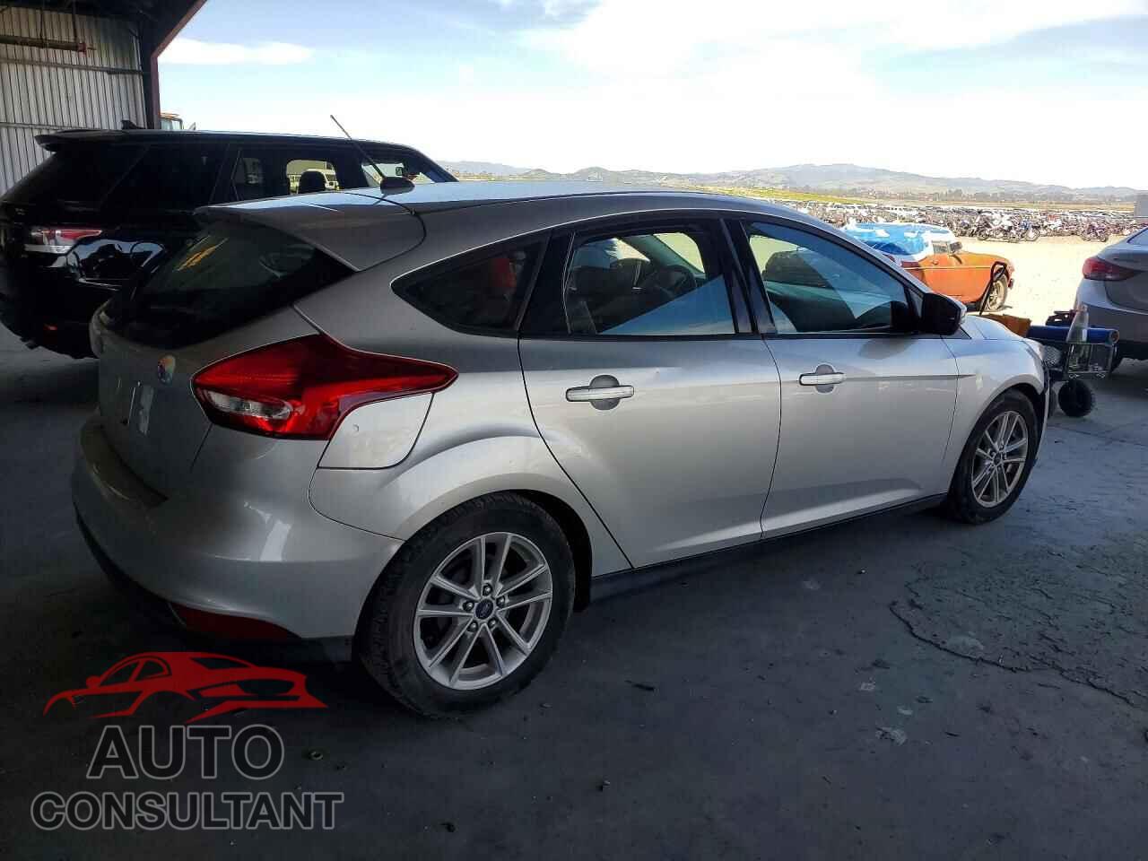 FORD FOCUS 2016 - 1FADP3K29GL234844