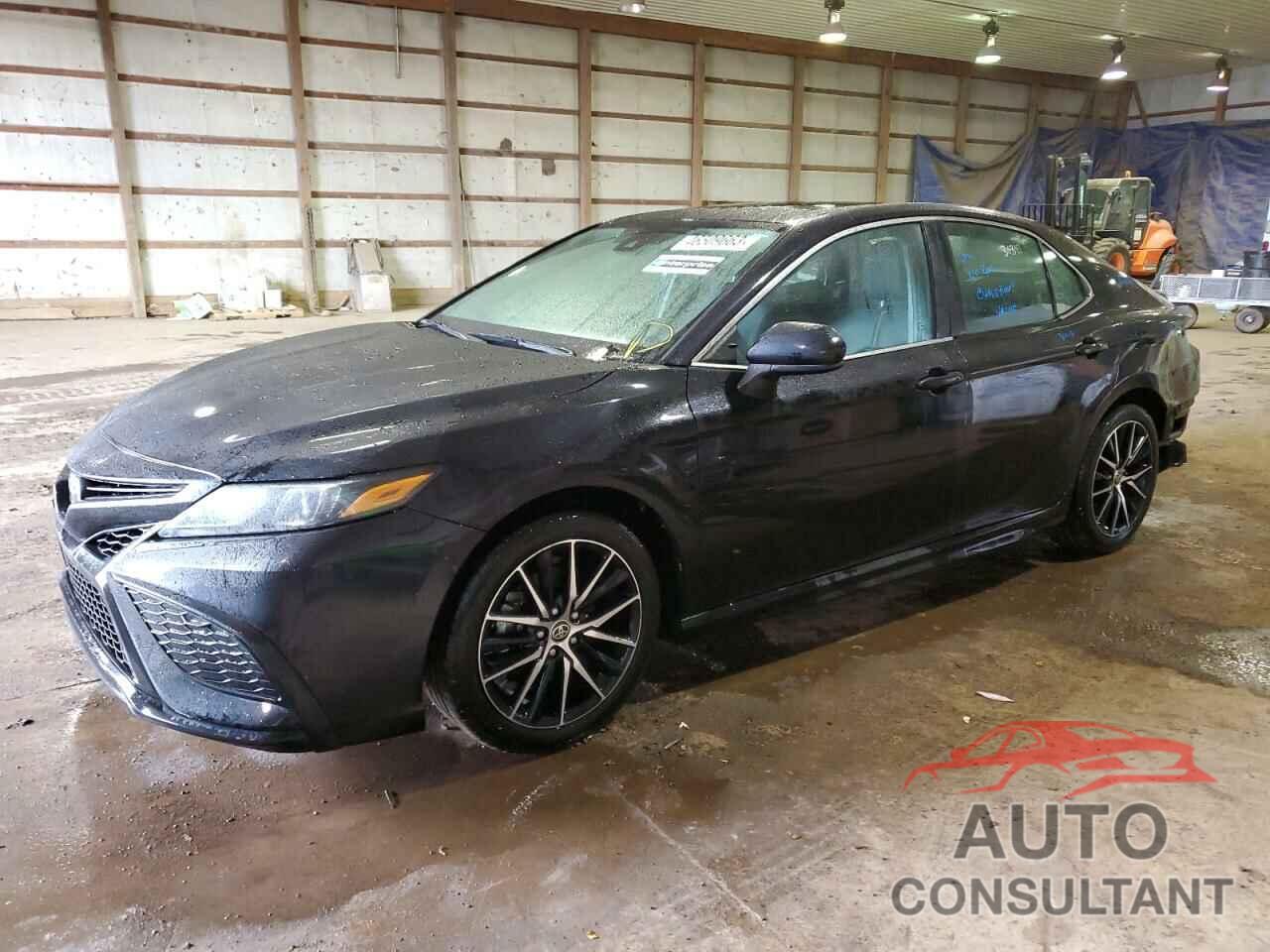 TOYOTA CAMRY 2021 - 4T1G11AK2MU557052