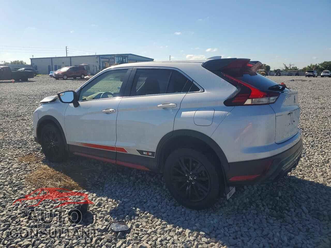 MITSUBISHI ECLIPSE 2024 - JA4ATVAA1RZ049713