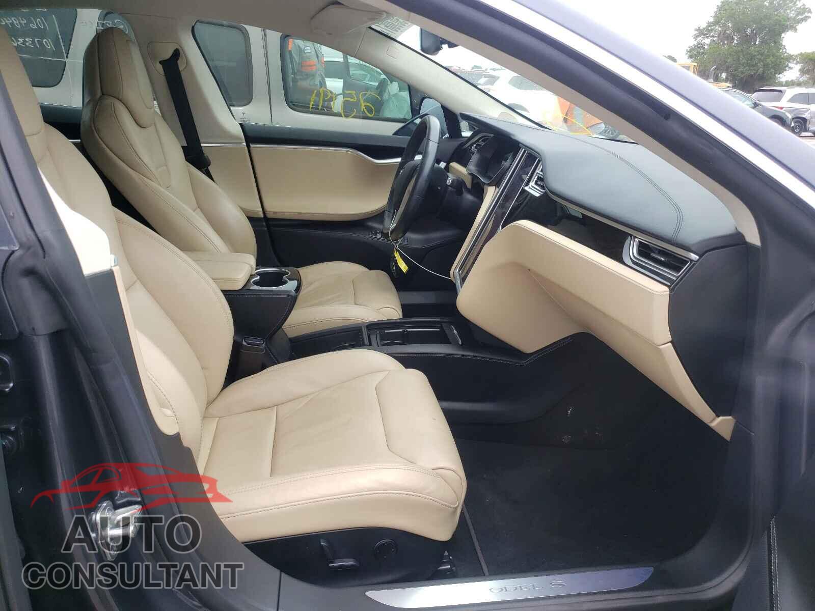 TESLA MODEL S 2017 - 5YJSA1E10HF176864