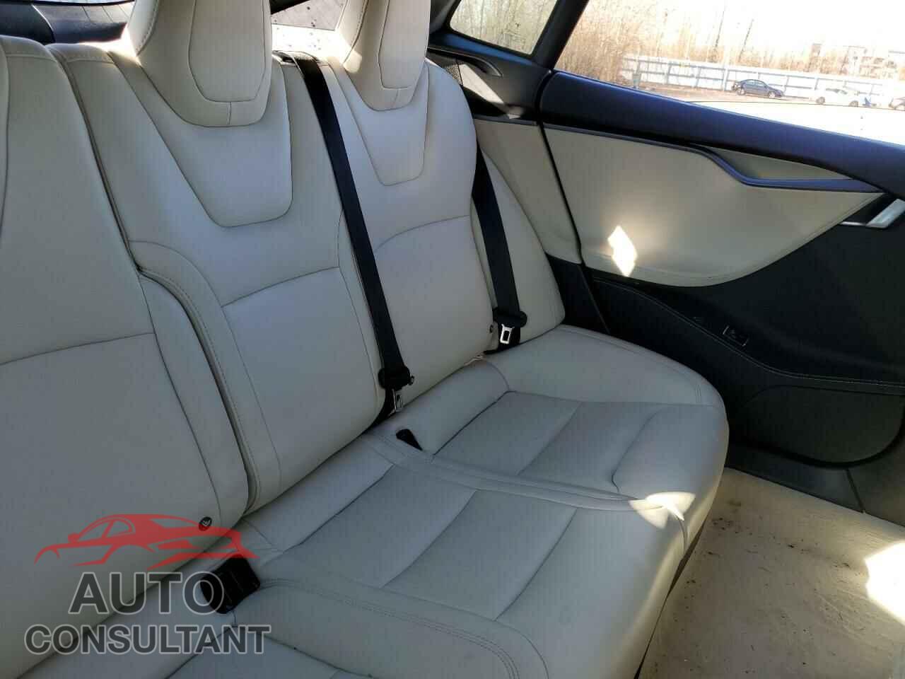 TESLA MODEL S 2019 - 5YJSA1E20KF347810