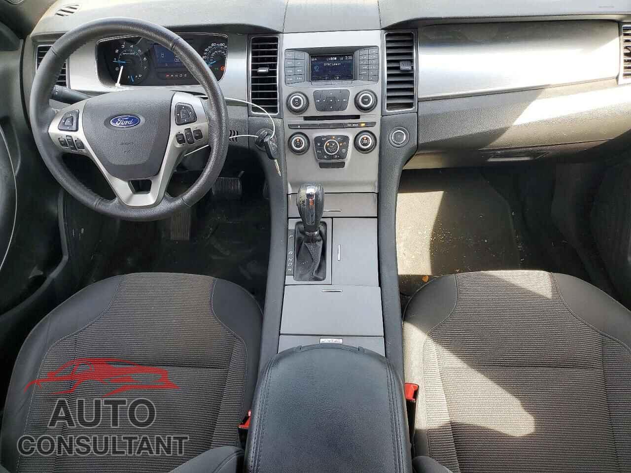 FORD TAURUS 2017 - 1FAHP2E83HG110946