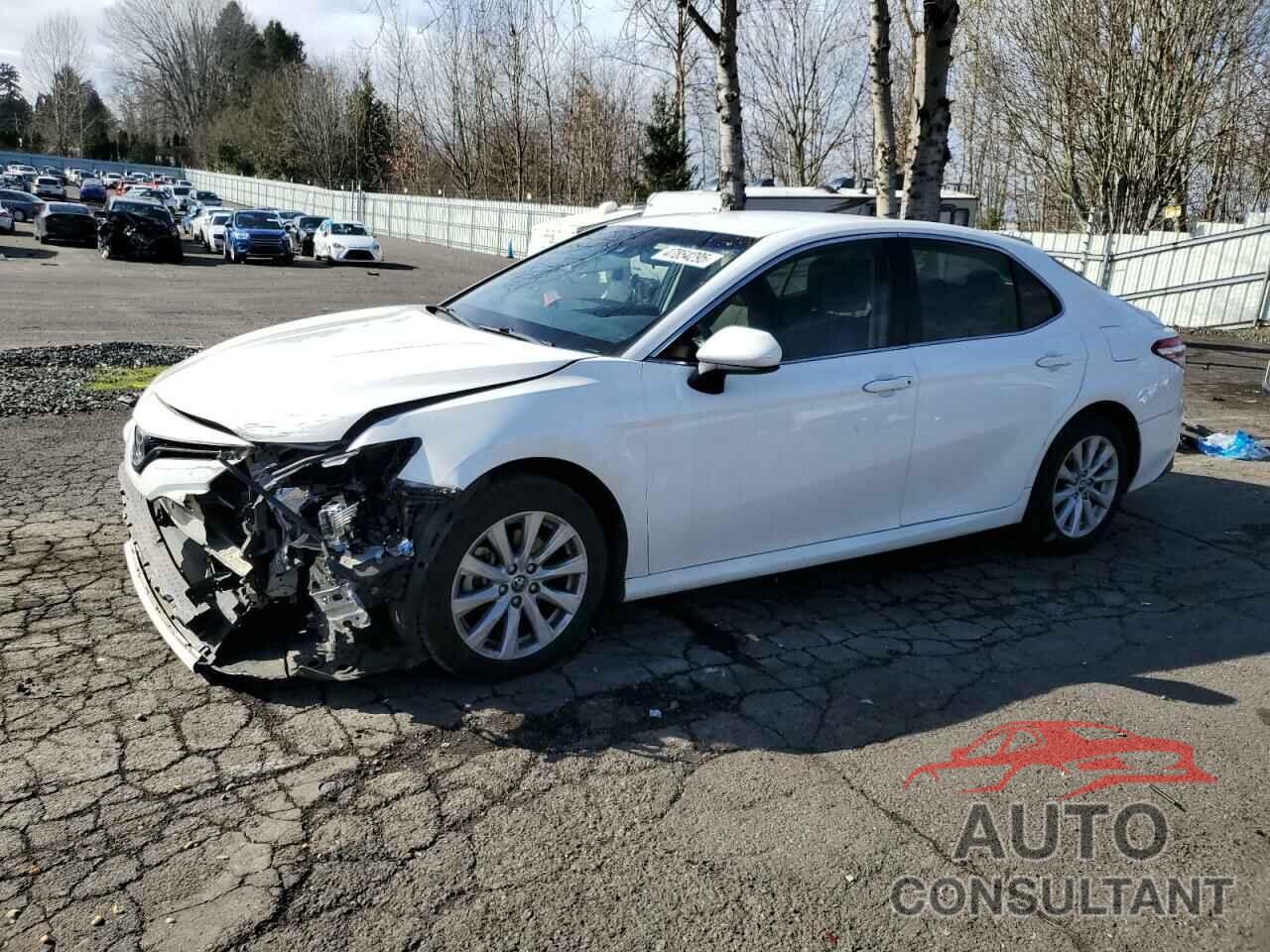TOYOTA CAMRY 2018 - JTNB11HK1J3011344