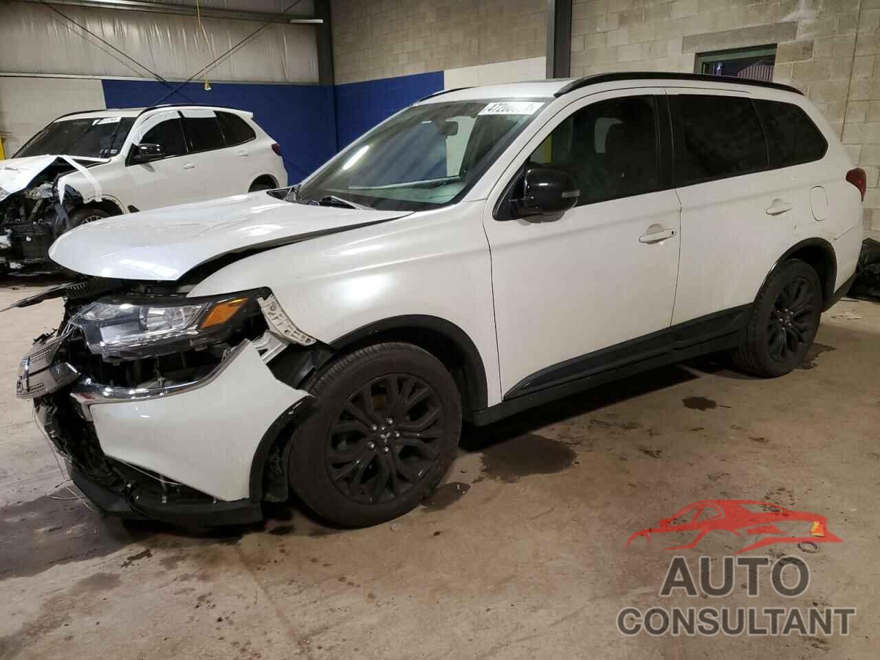 MITSUBISHI OUTLANDER 2019 - JA4AD3A34KZ039332