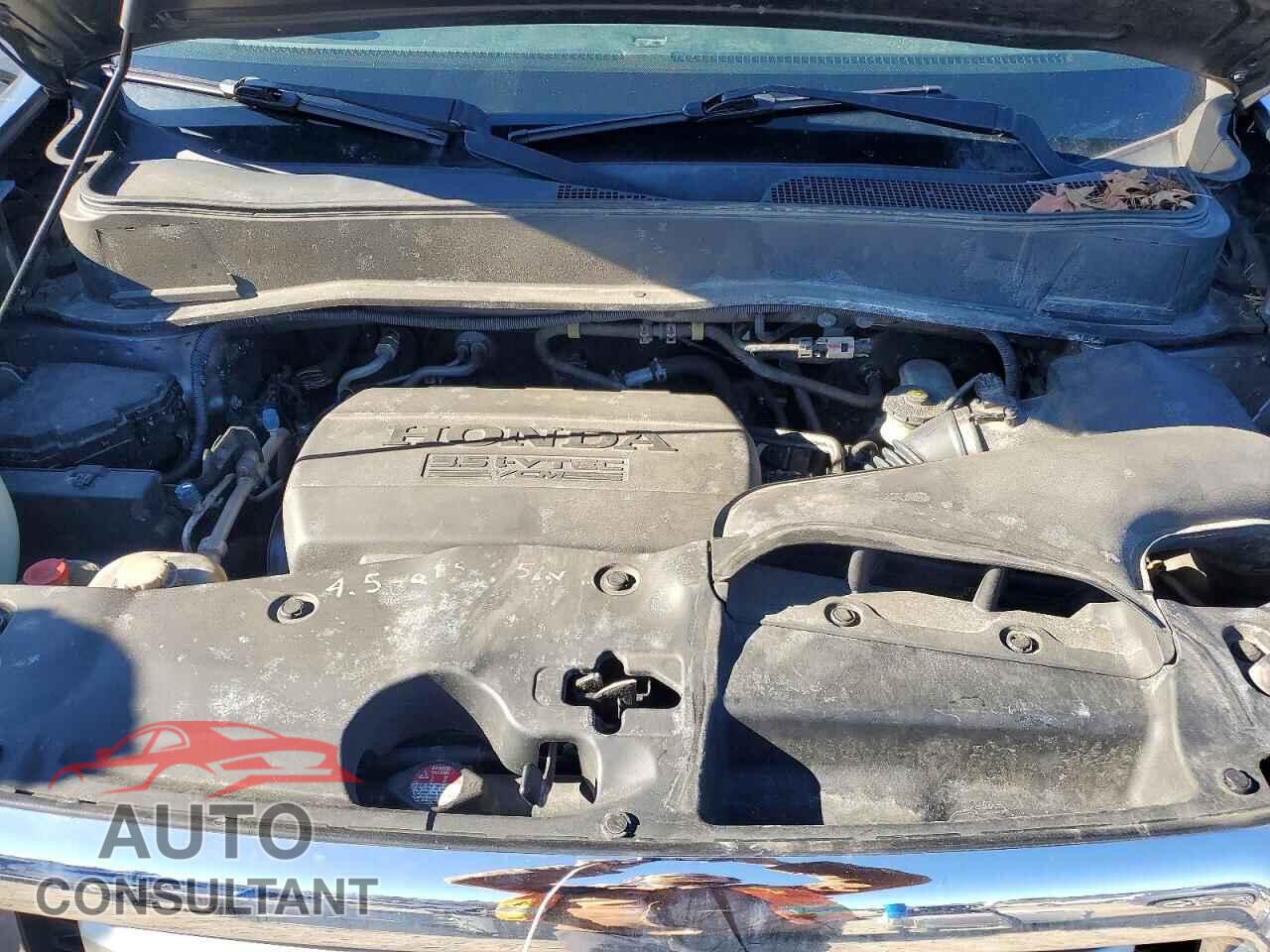 HONDA PILOT 2011 - 5FNYF4H52BB090927