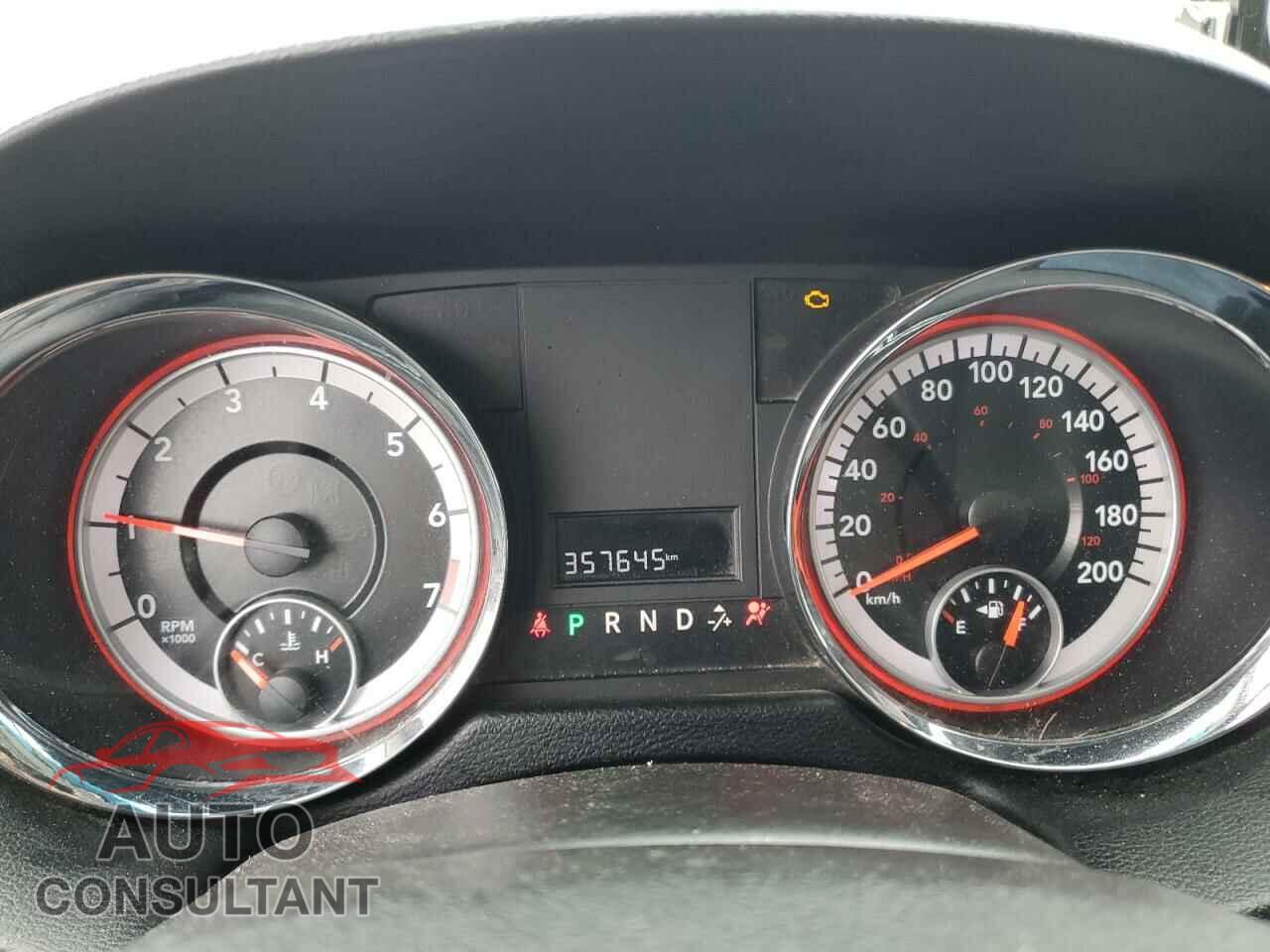 DODGE CARAVAN 2012 - 2C4RDGBG7CR370614