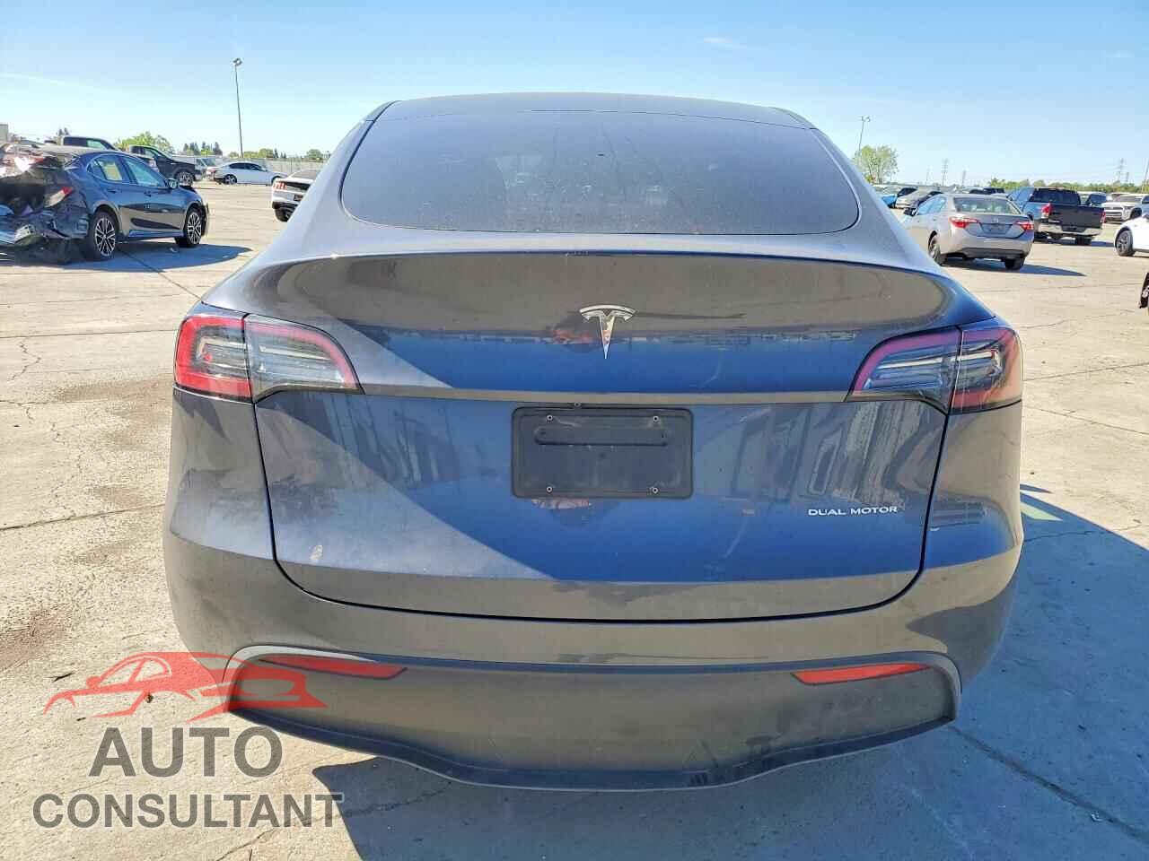 TESLA MODEL Y 2023 - 7SAYGAEE4PF773982