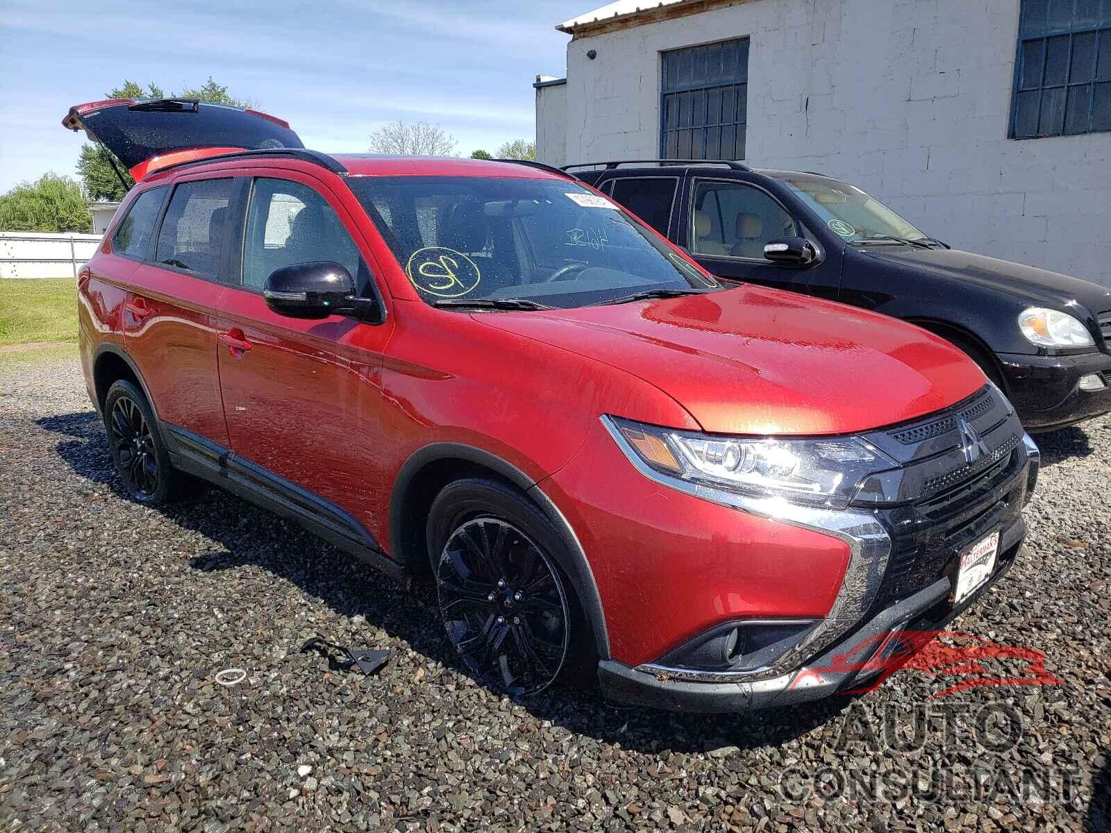 MITSUBISHI OUTLANDER 2019 - JA4AZ3A39KZ025878