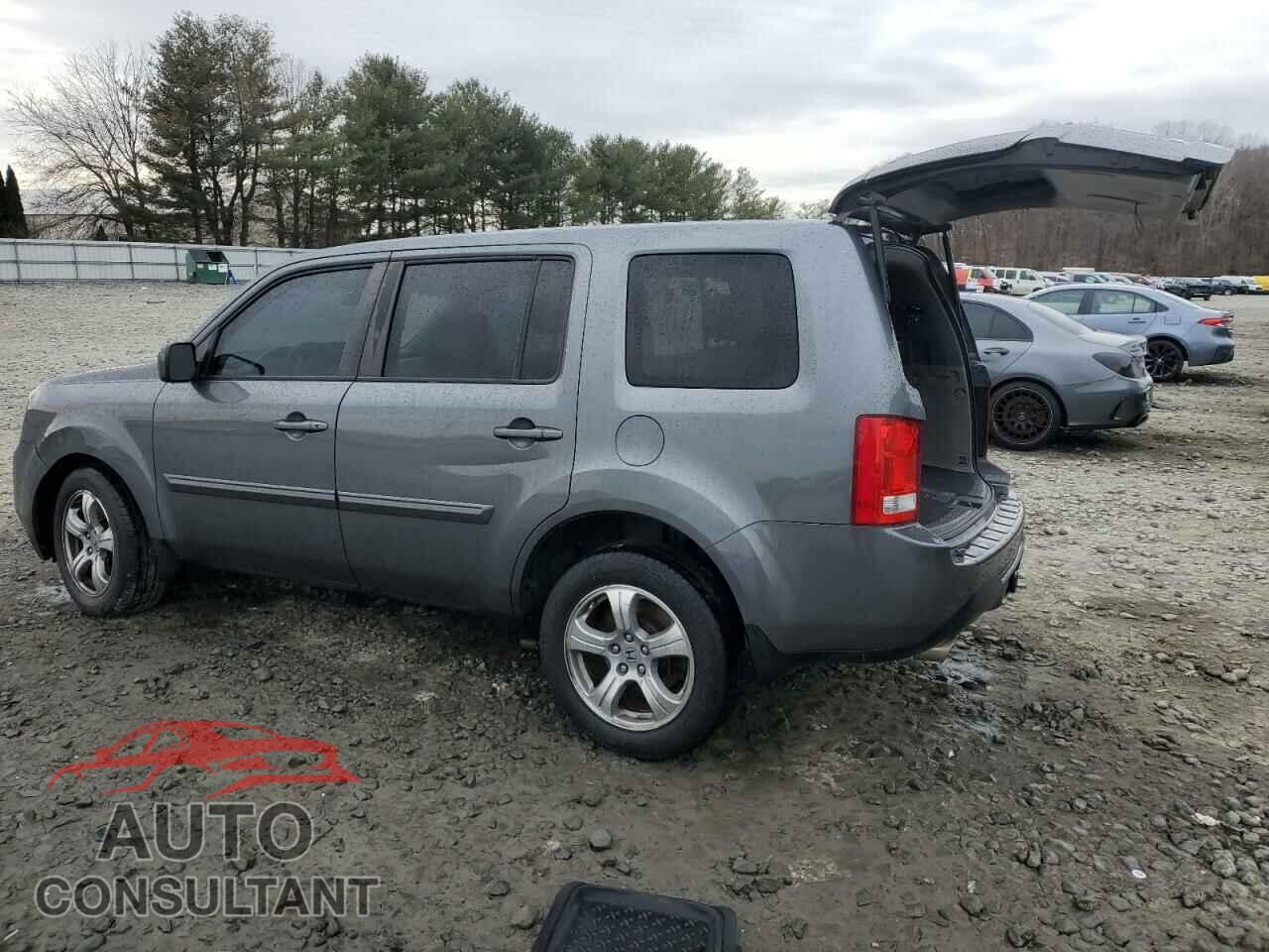 HONDA PILOT 2013 - 5FNYF4H45DB067457