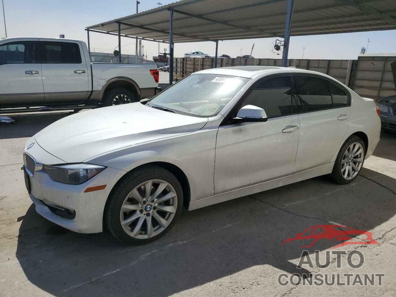 BMW 3 SERIES 2012 - WBA3A5G50CNP18175