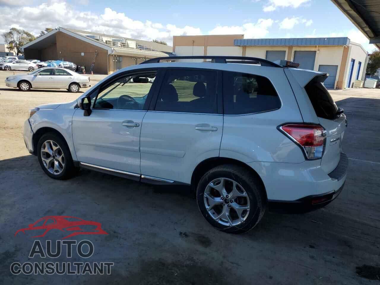SUBARU FORESTER 2017 - JF2SJAWC6HH558477