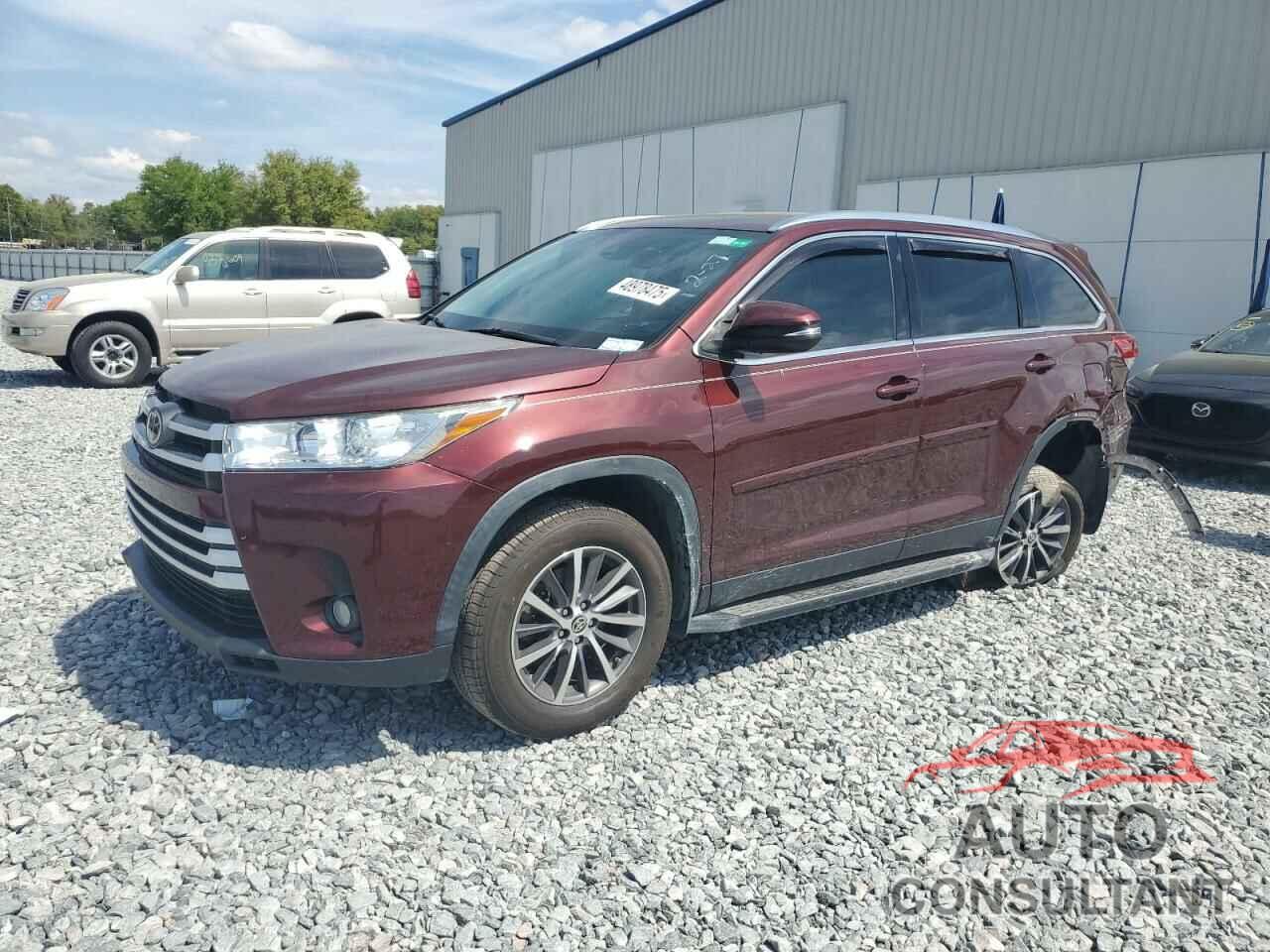 TOYOTA HIGHLANDER 2019 - 5TDJZRFH5KS746200