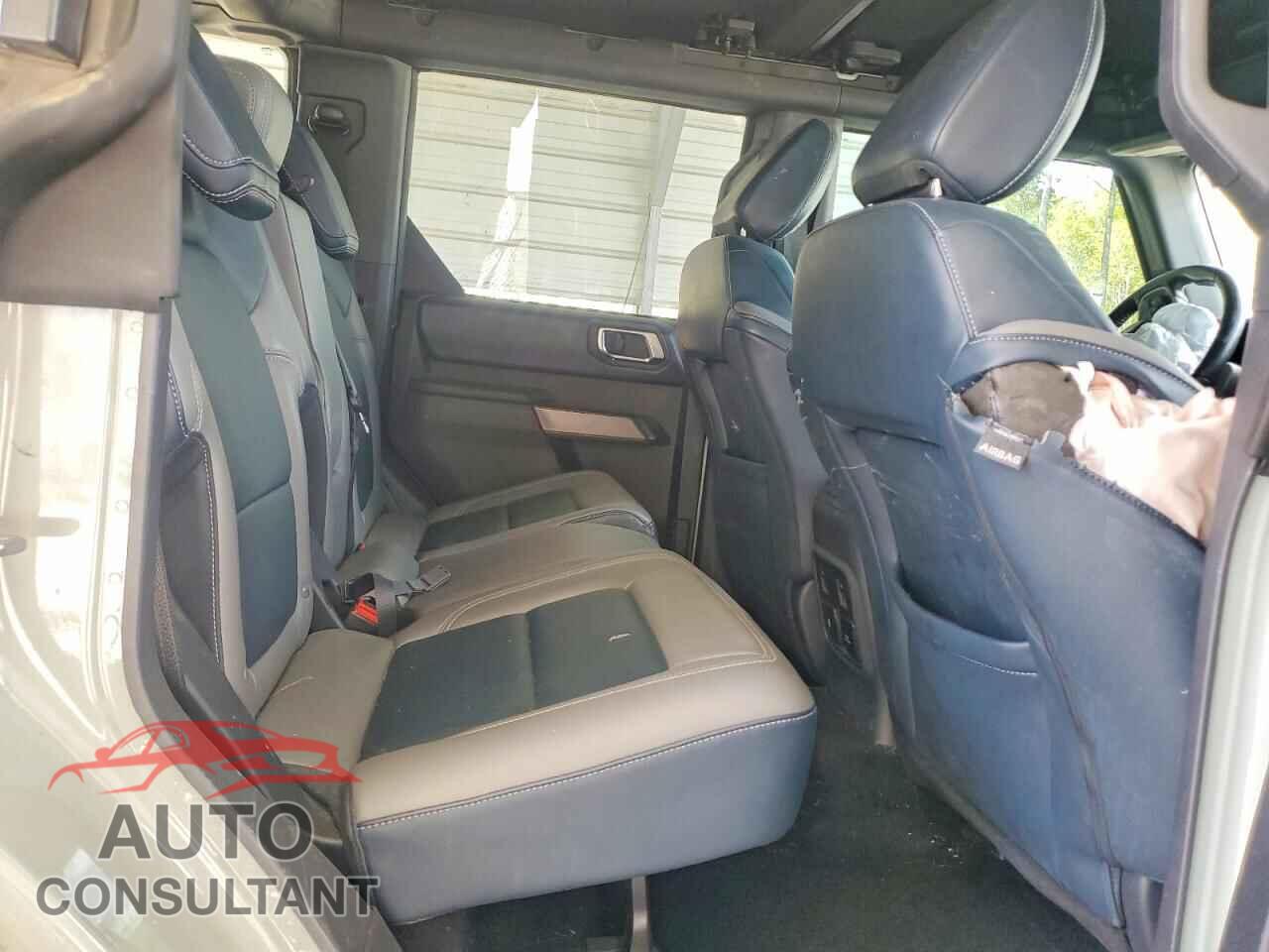 FORD BRONCO 2021 - 1FMEE5EPXMLA40273
