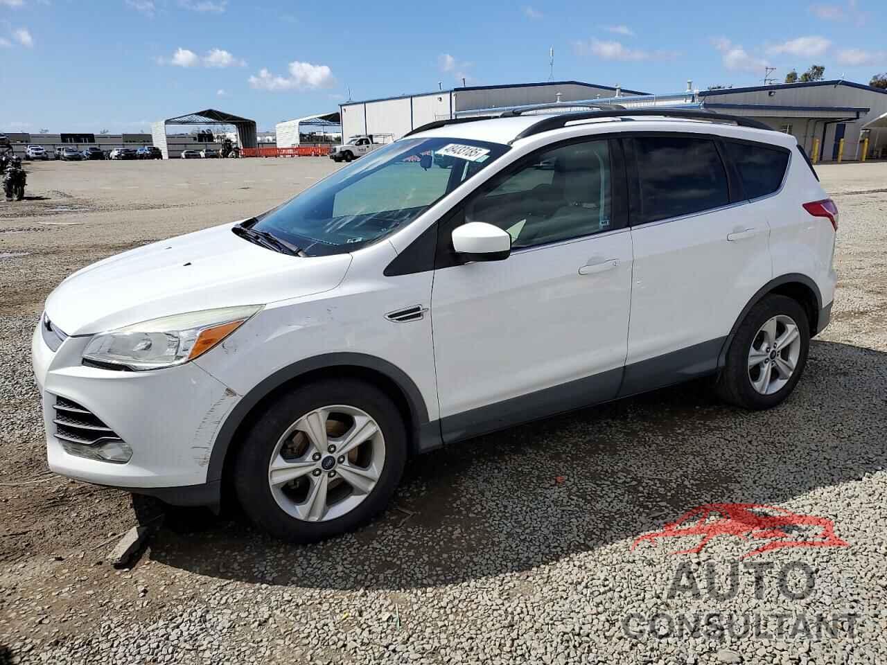 FORD ESCAPE 2015 - 1FMCU0GX7FUB07273