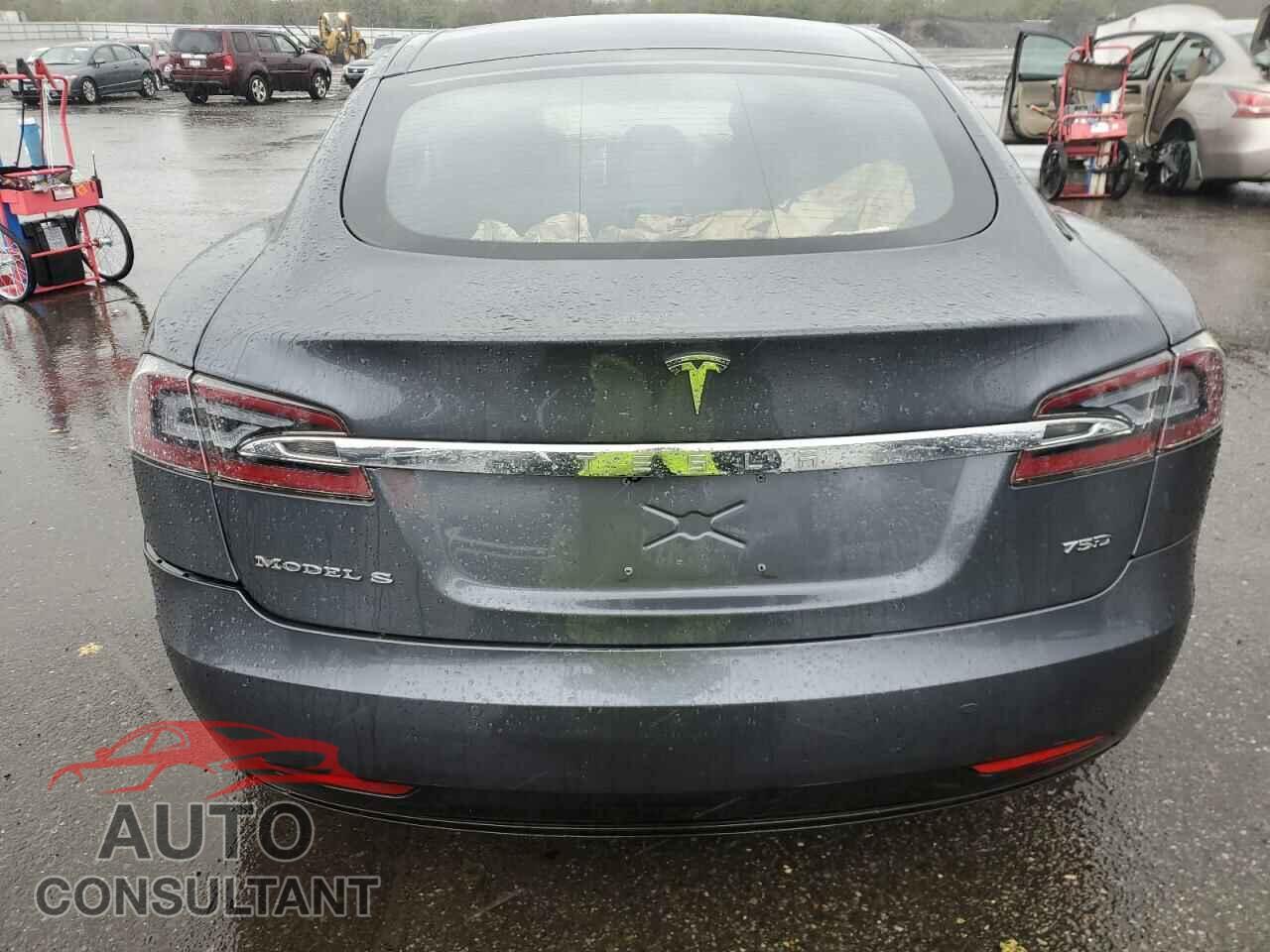 TESLA MODEL S 2017 - 5YJSA1E27HF202904